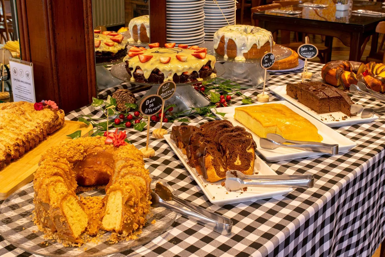Buffet breakfast in Villa Bella Hotel & SPA Gramado