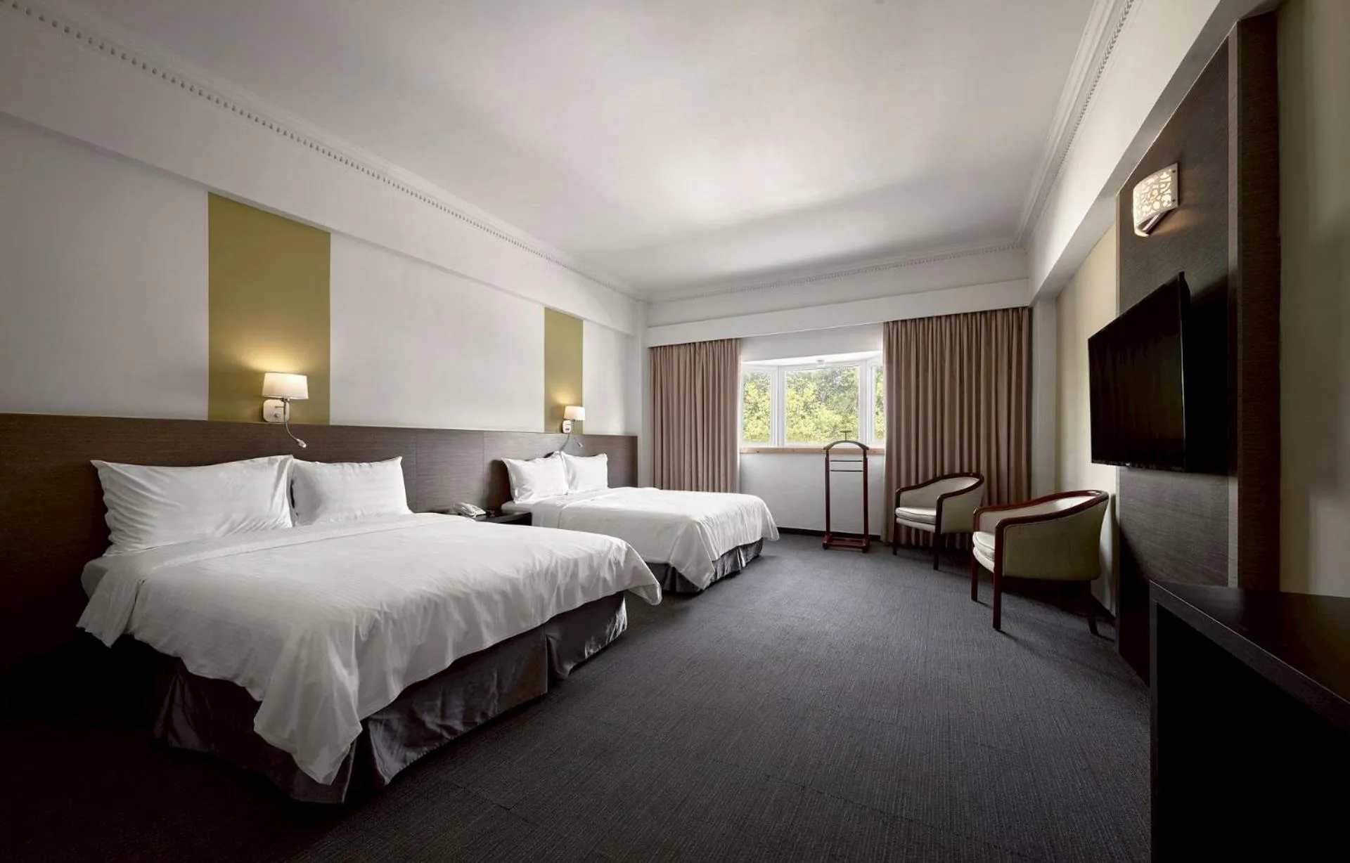 Bed in Haifu Garden Hotel