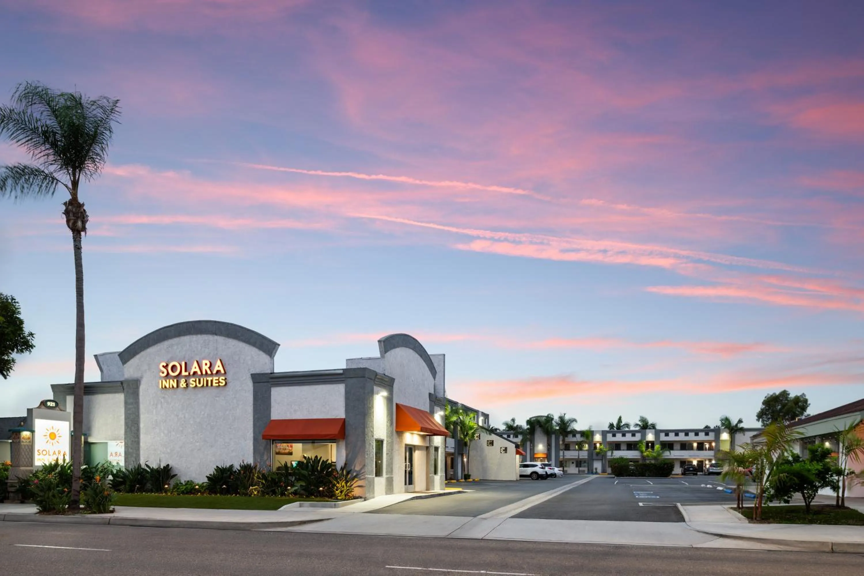 Facade/entrance in Solara Inn and Suites