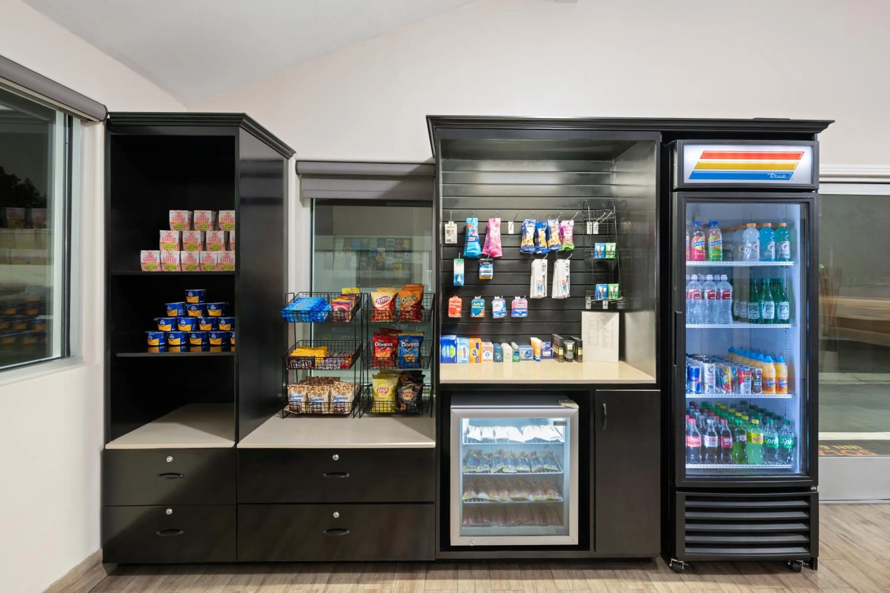 Lobby or reception in Solara Inn and Suites