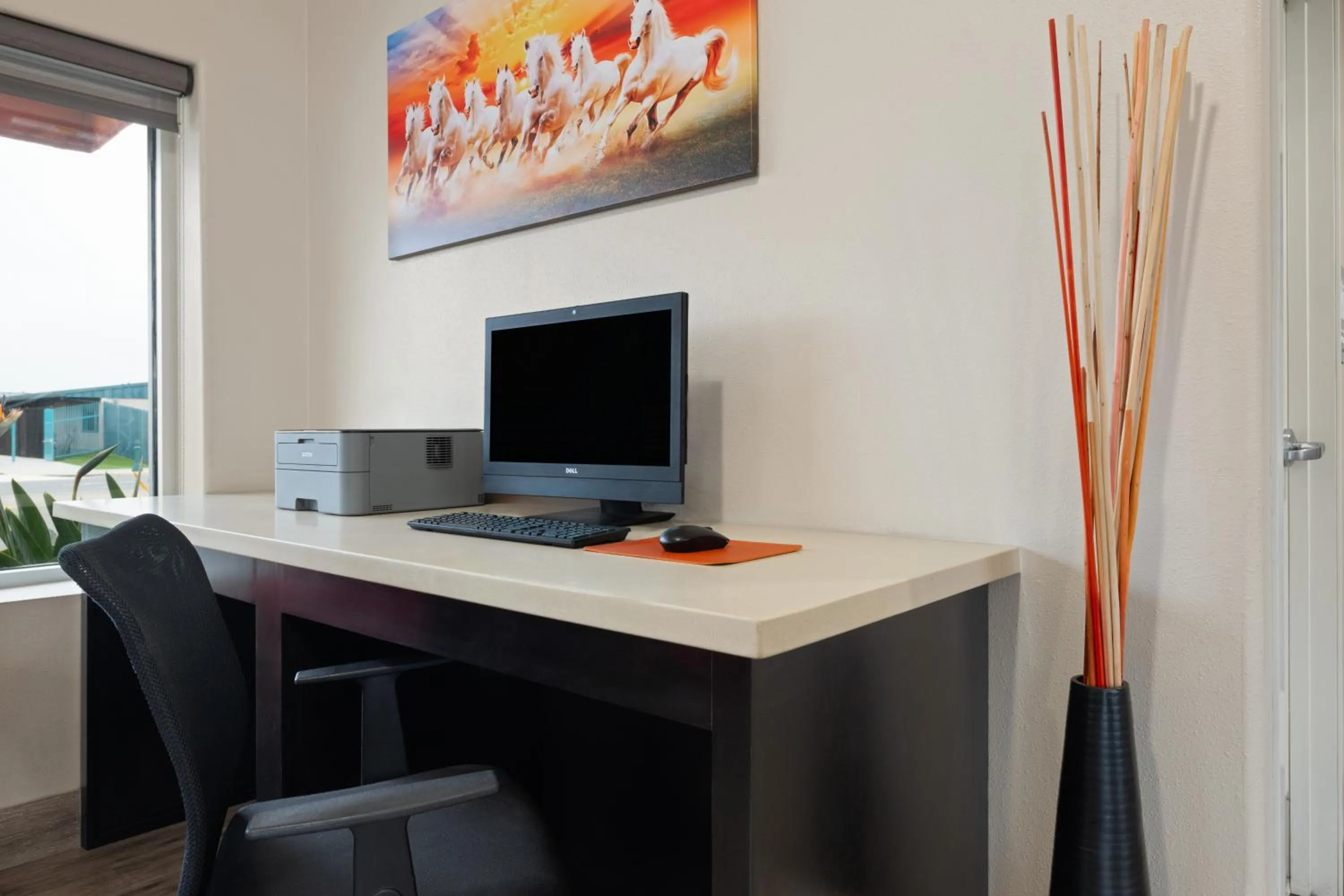 Business facilities in Solara Inn and Suites