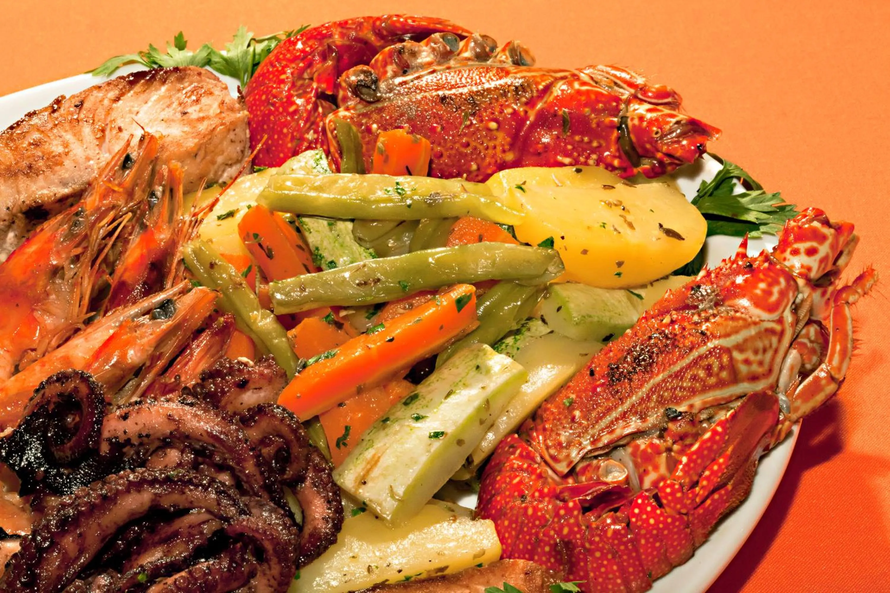 Restaurant/places to eat in Hotel Karapitangui