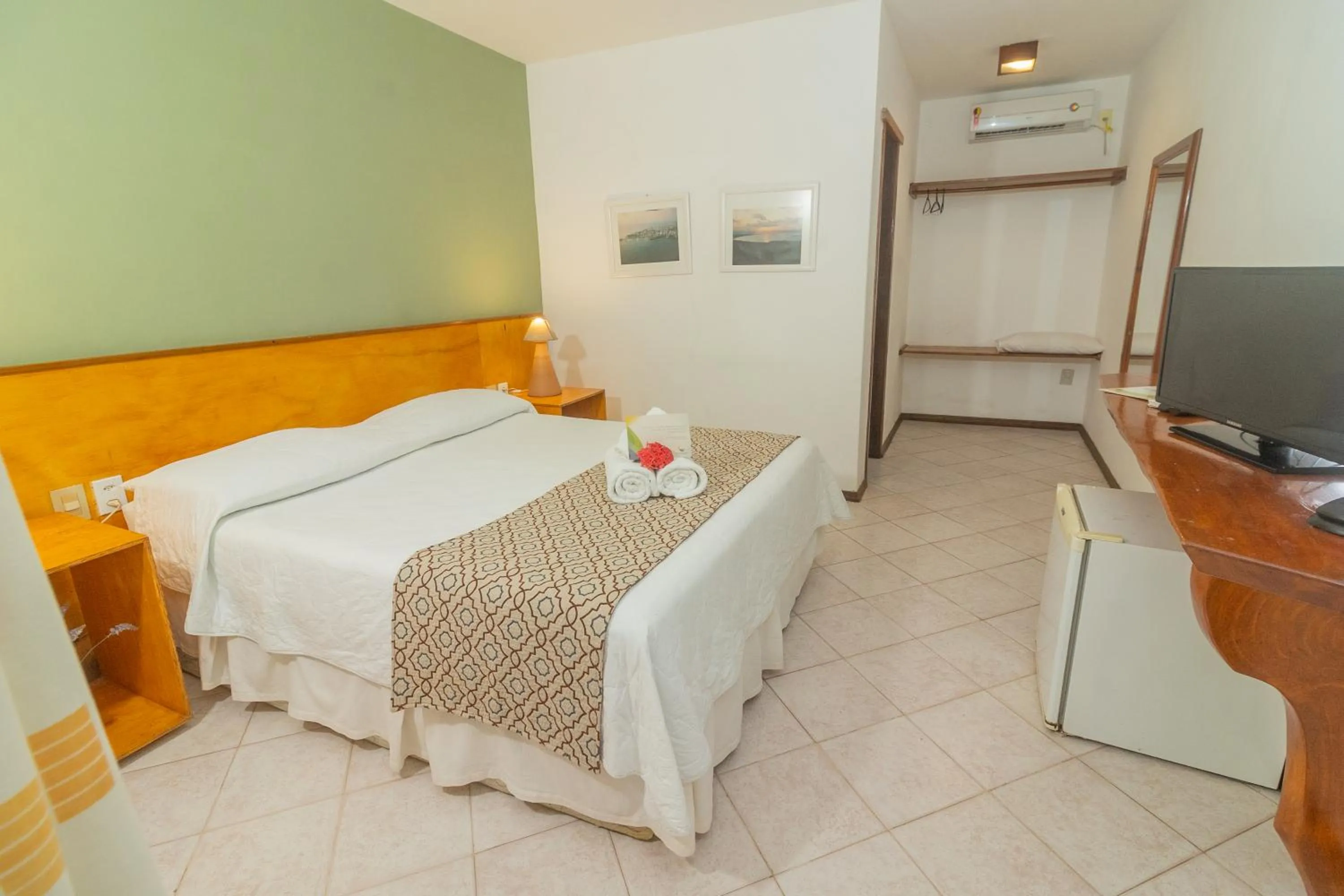 Photo of the whole room, Bed in Hotel Karapitangui