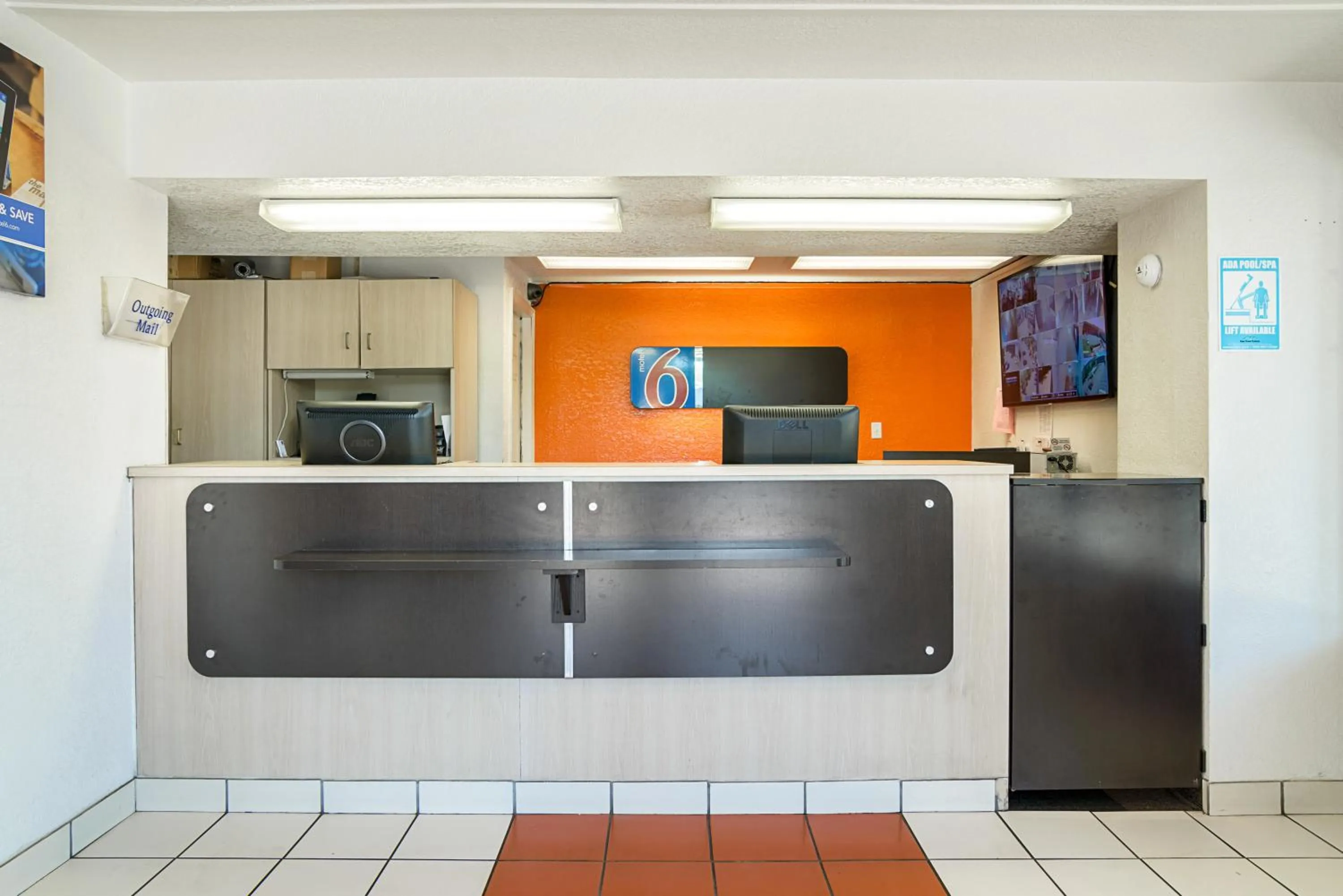 Lobby or reception in Motel 6-Little Rock, AR - West