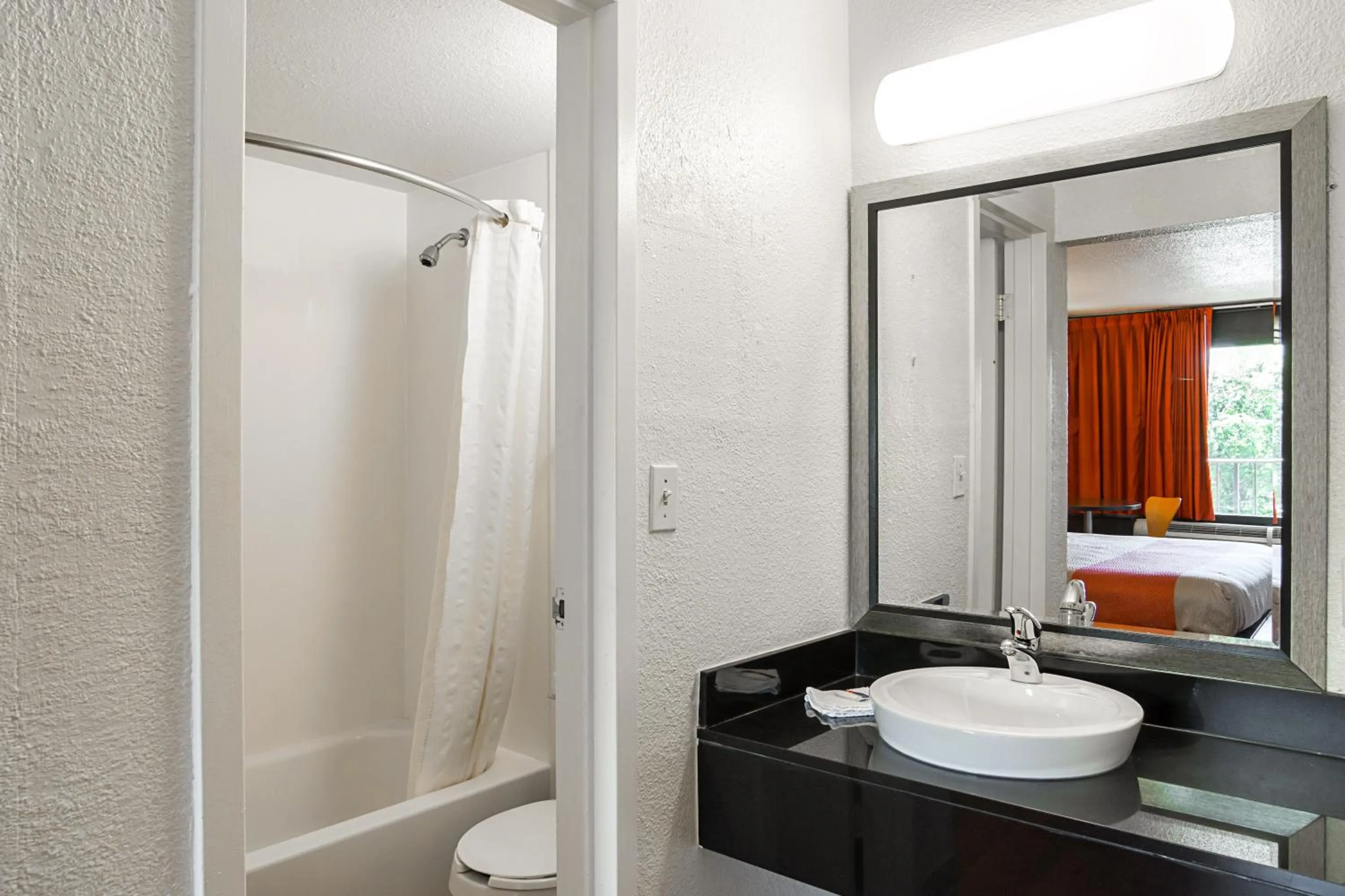 Bathroom in Motel 6-Little Rock, AR - West