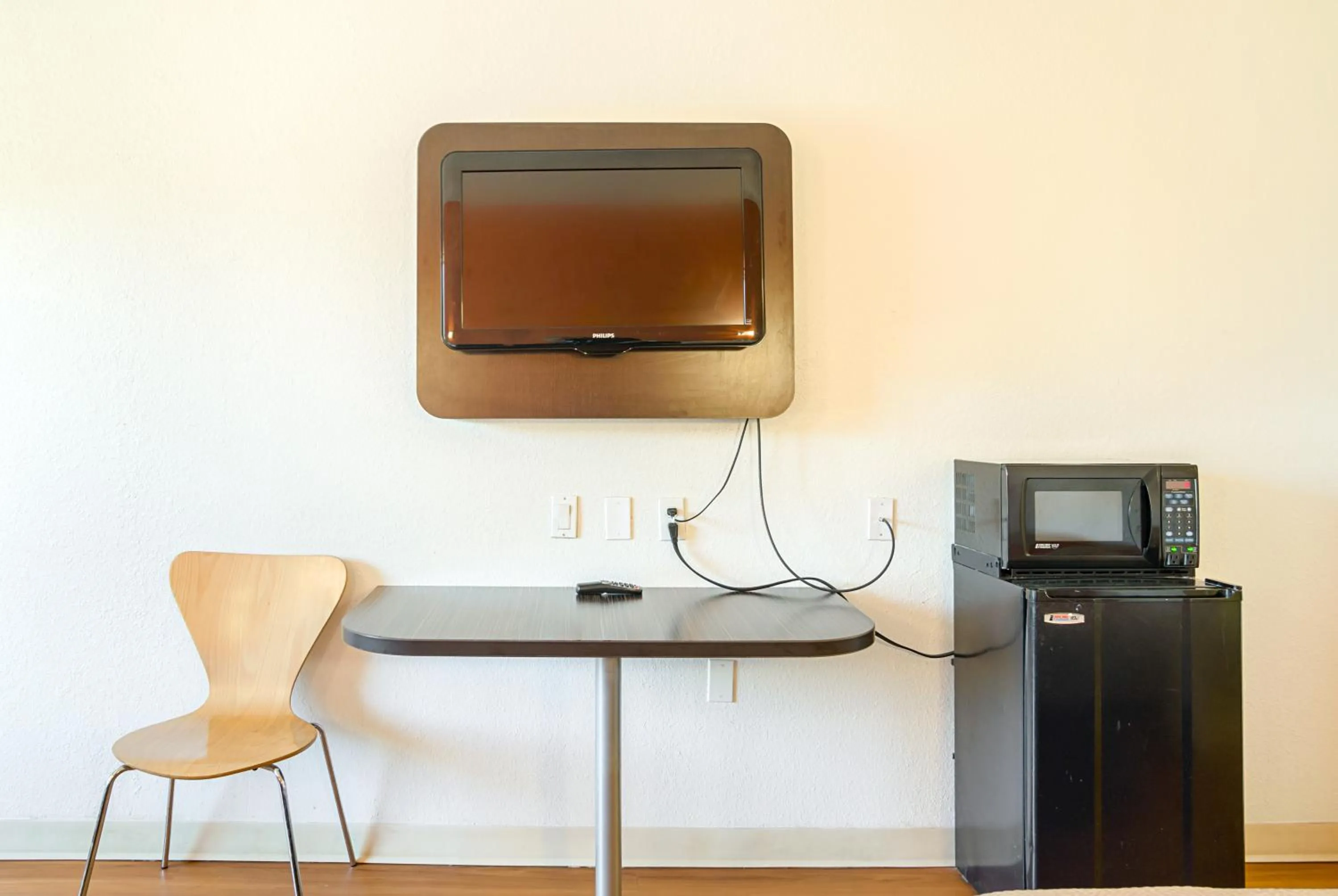 Bedroom in Motel 6-Little Rock, AR - West