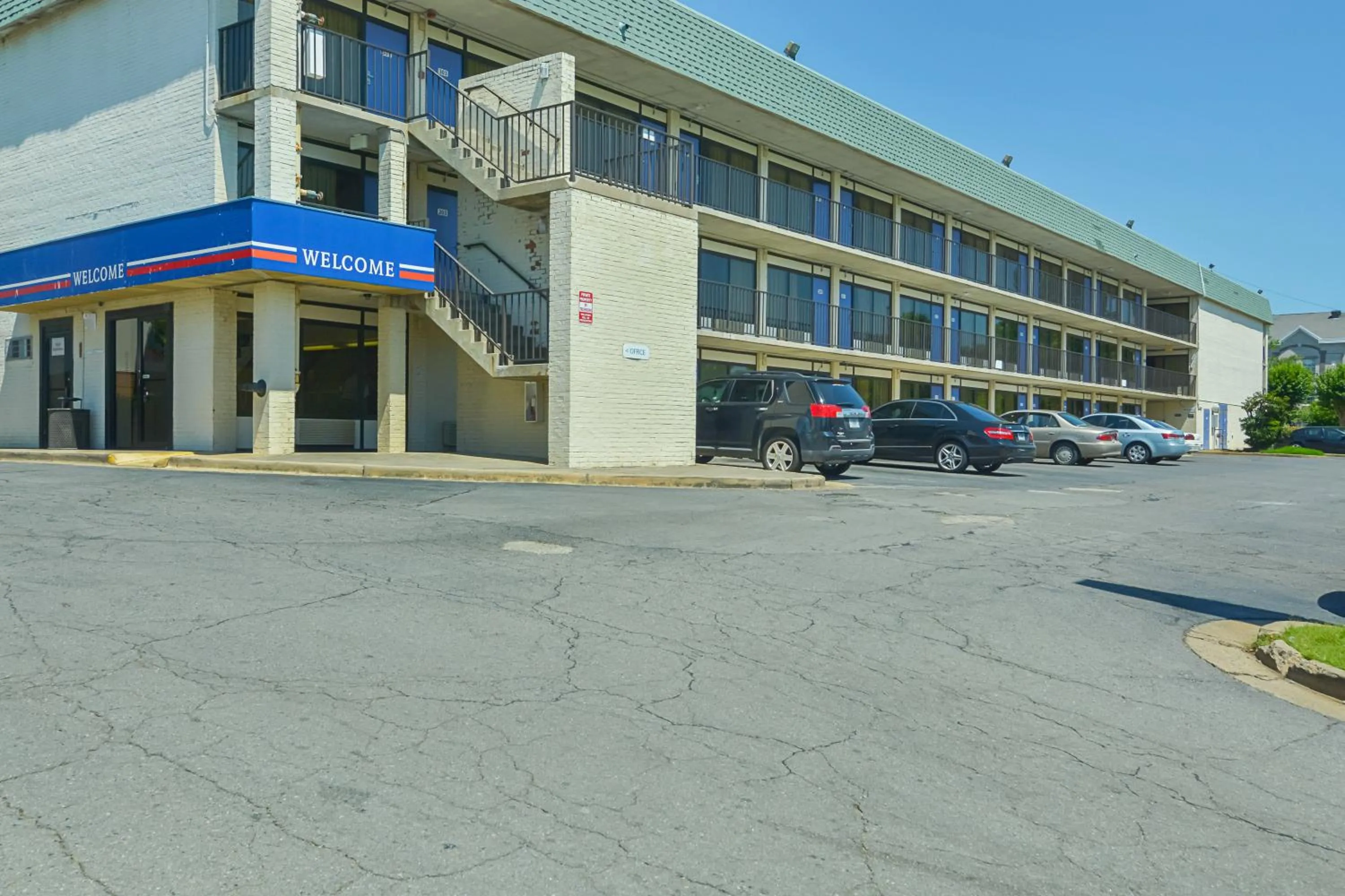 Facade/entrance in Motel 6-Little Rock, AR - West