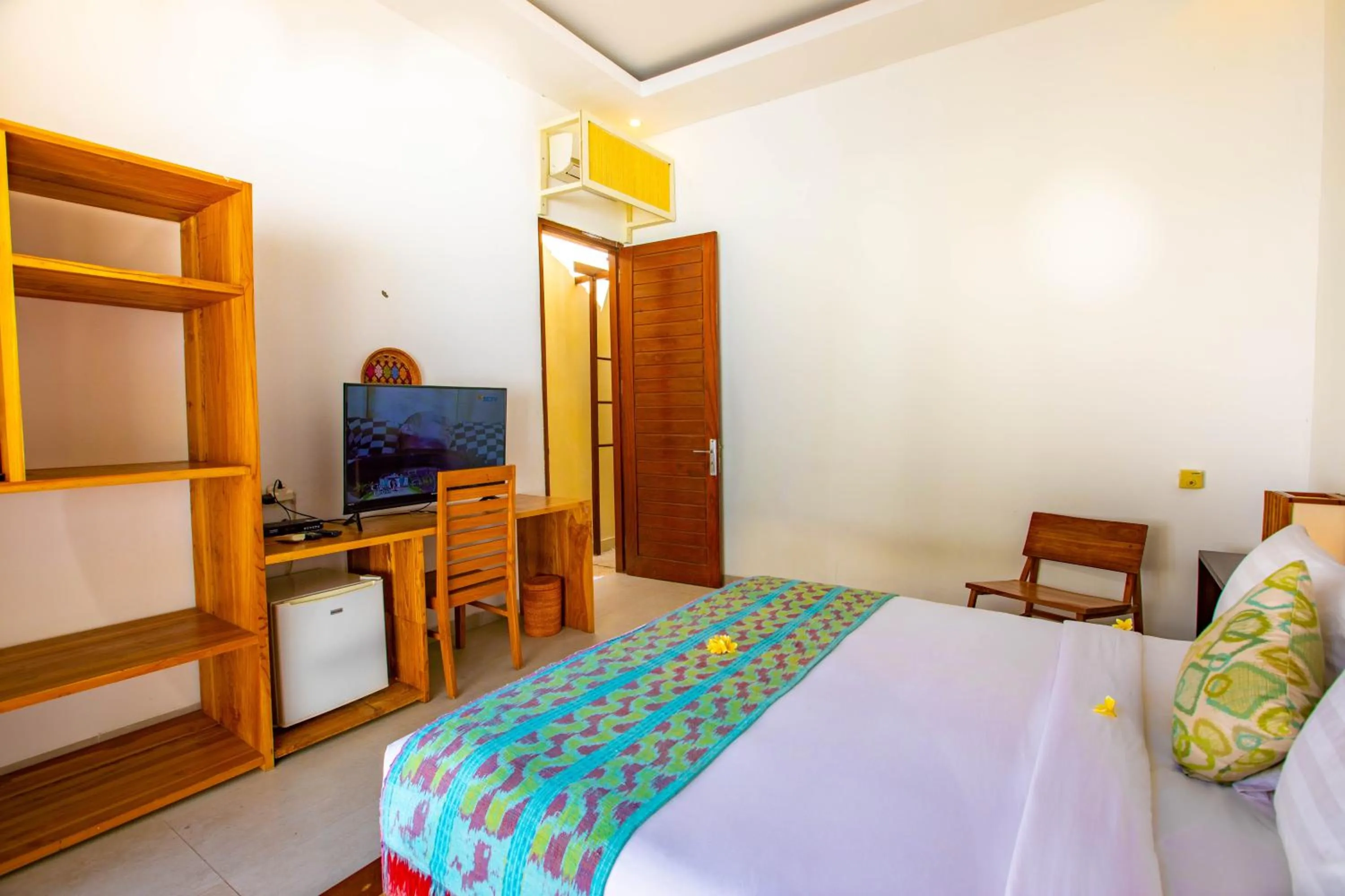 Bed in Gili Sands Hotel & Bar