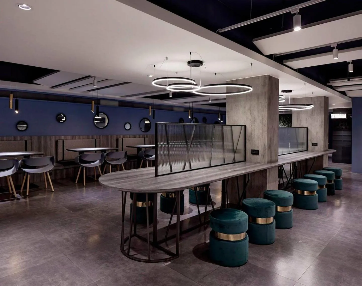 Restaurant/places to eat in Hai Fu Hotel & Suites