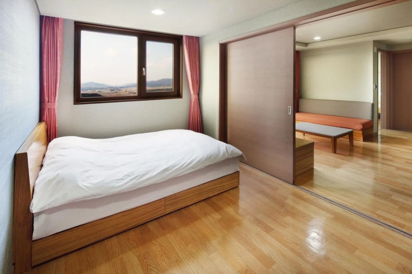 Bed in Hanwha Resort Gyeongju