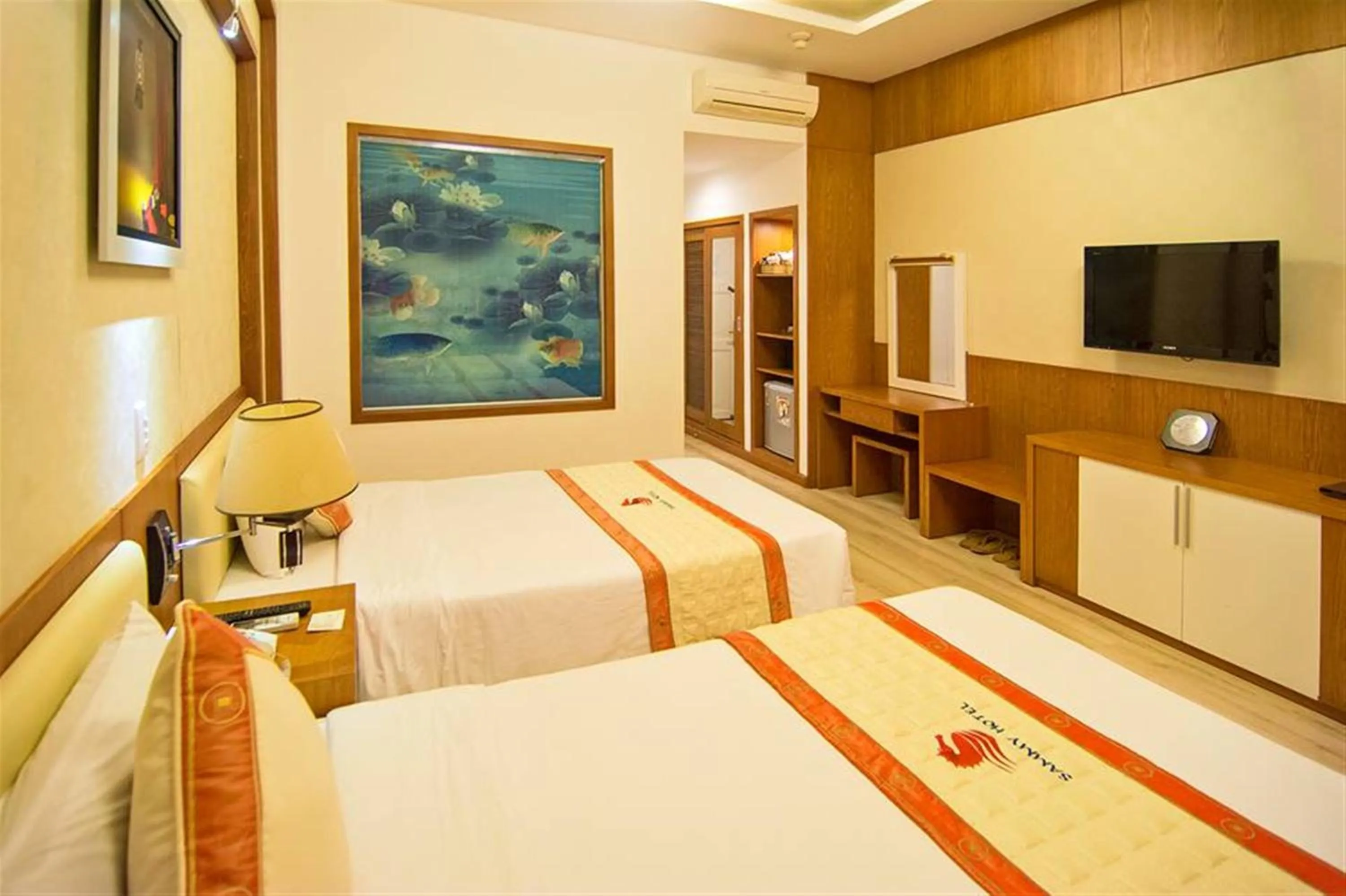 Budget Twin Room in Sammy Hotel