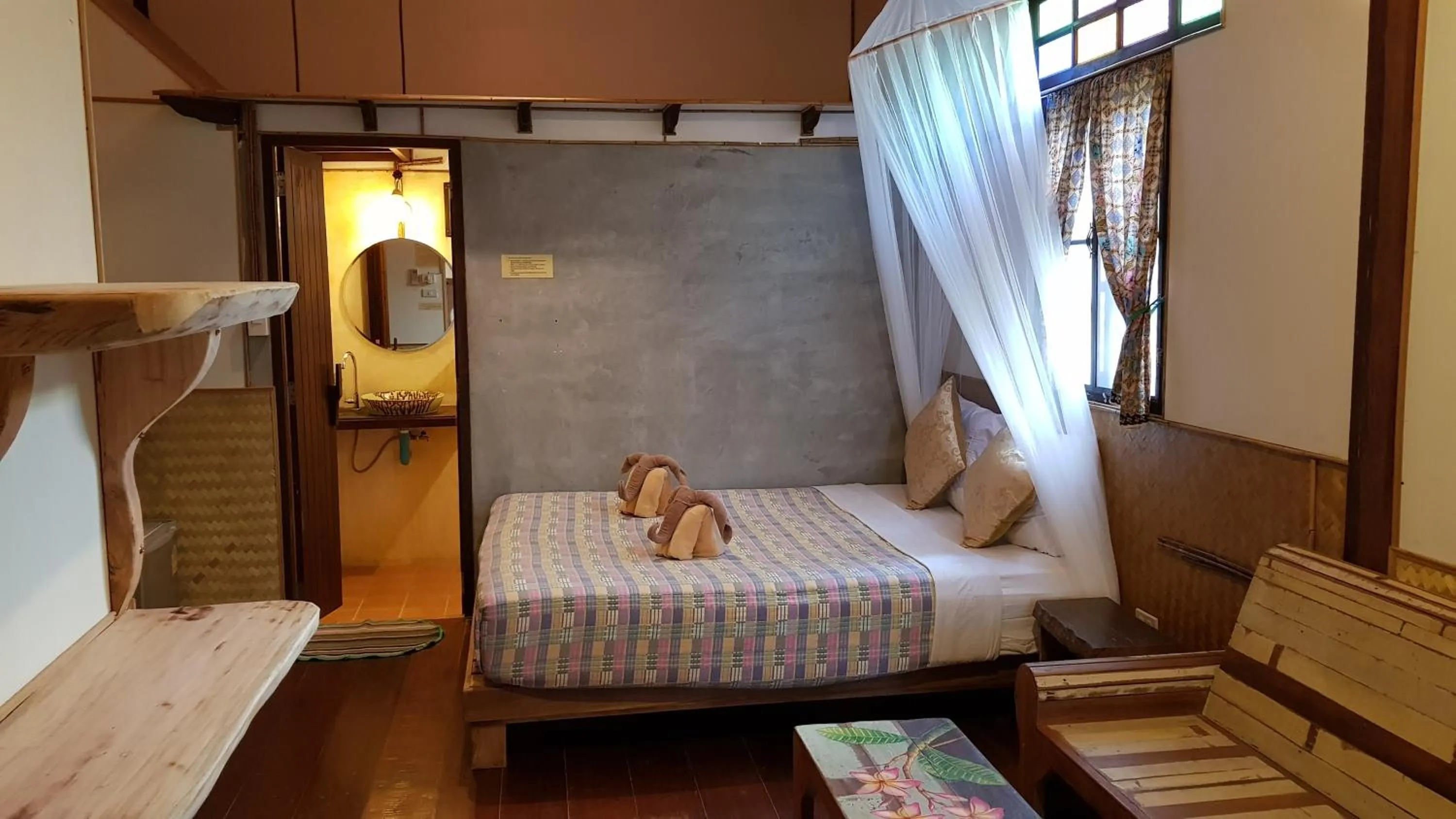 Bed in Longtail Beach Resort