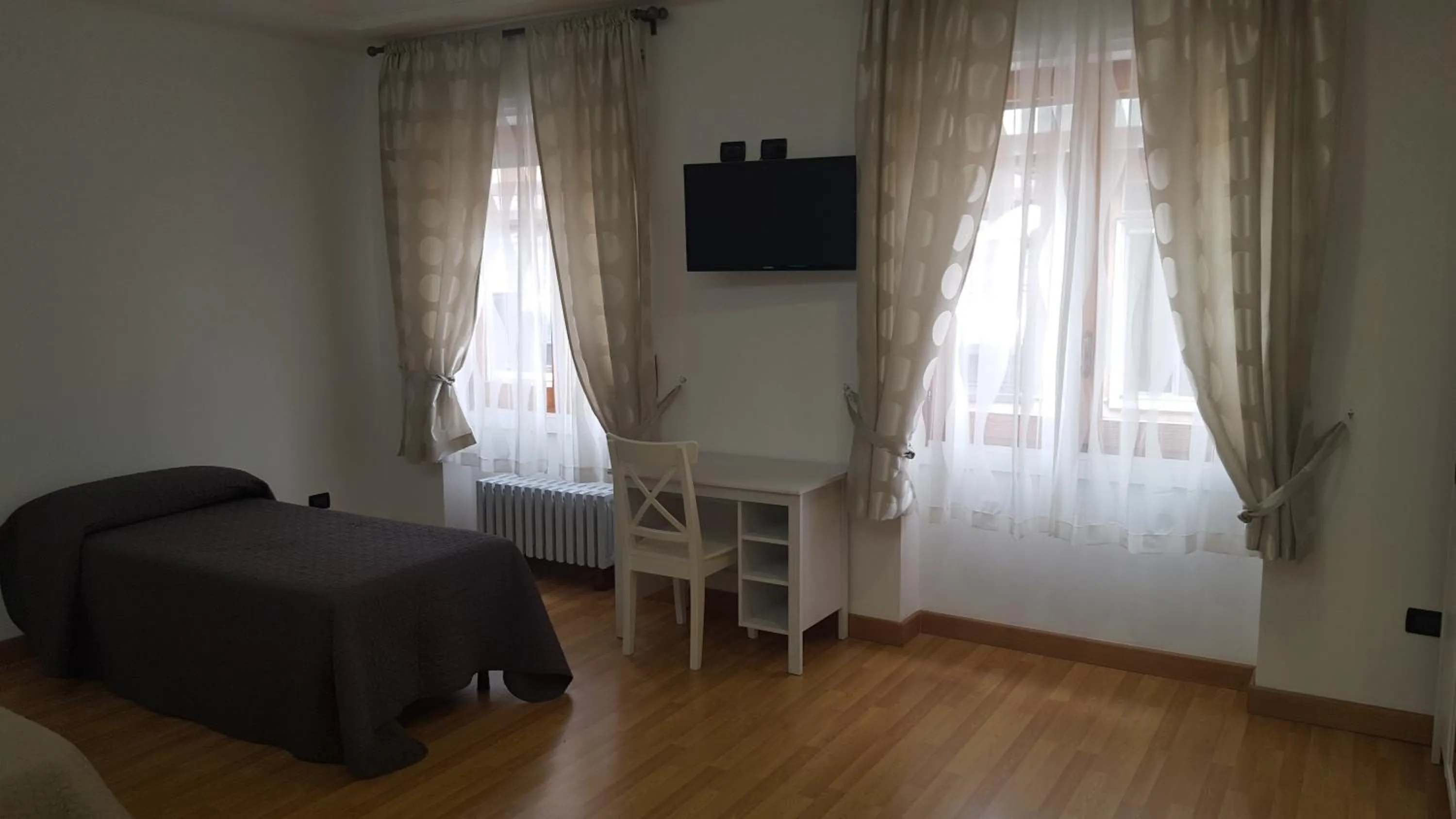 TV and multimedia, Bed in Camere Santa Rita