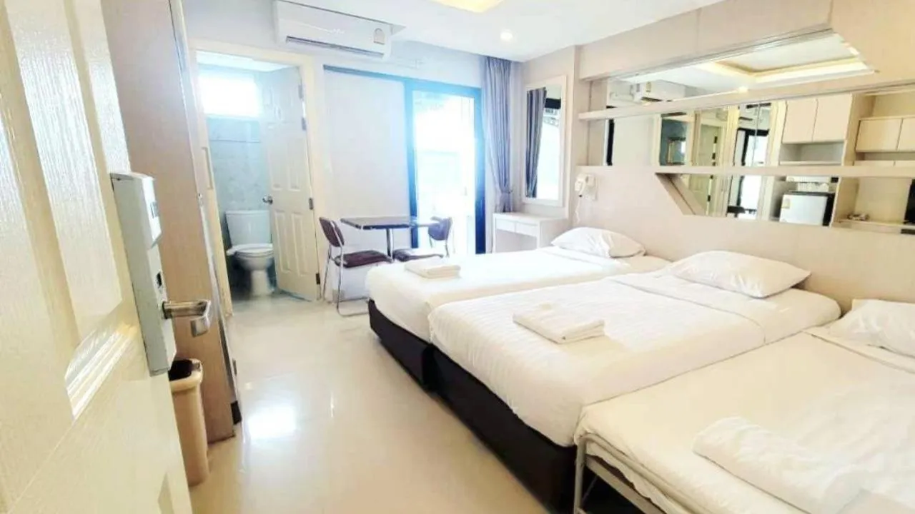 Bed in B-your home Hotel Don Mueang Airport Bangkok 如你家酒店