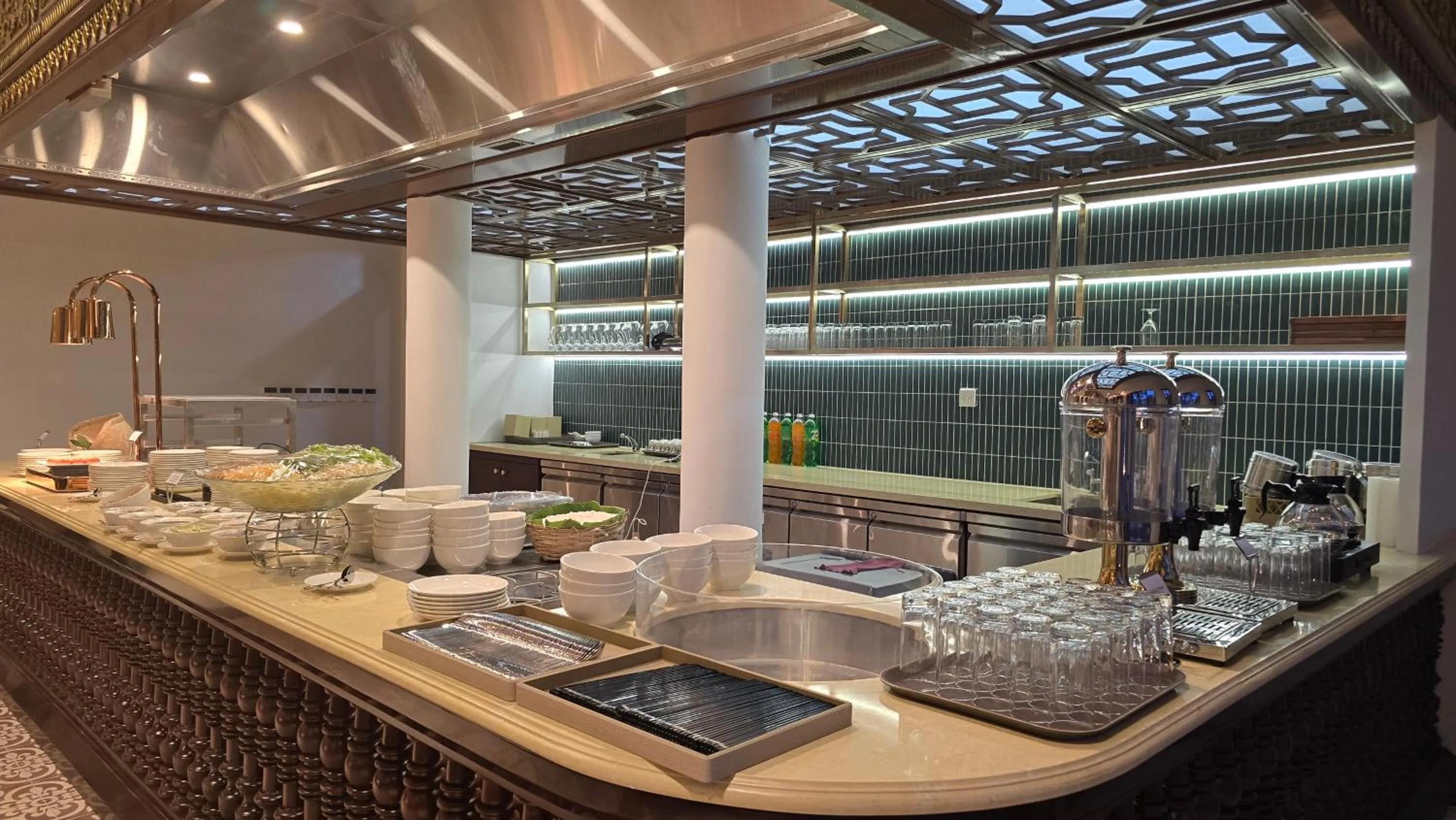 Food and drinks in Champa Palace Hotel