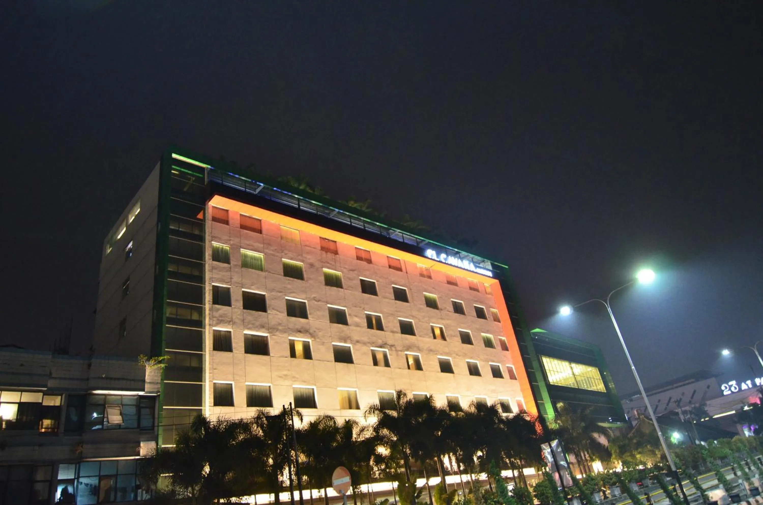 Property building in El Cavana Bandung