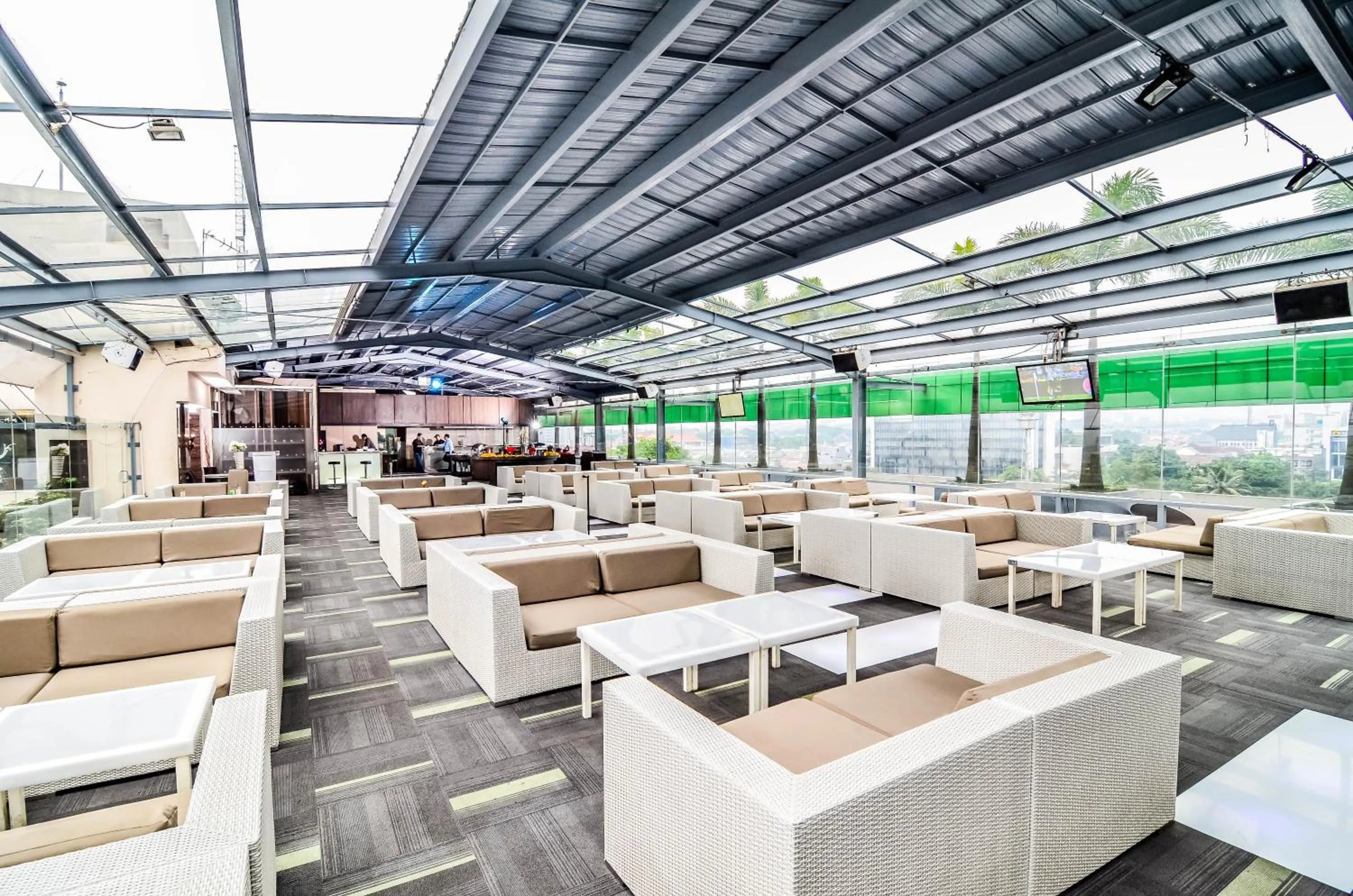 Restaurant/places to eat in El Cavana Bandung