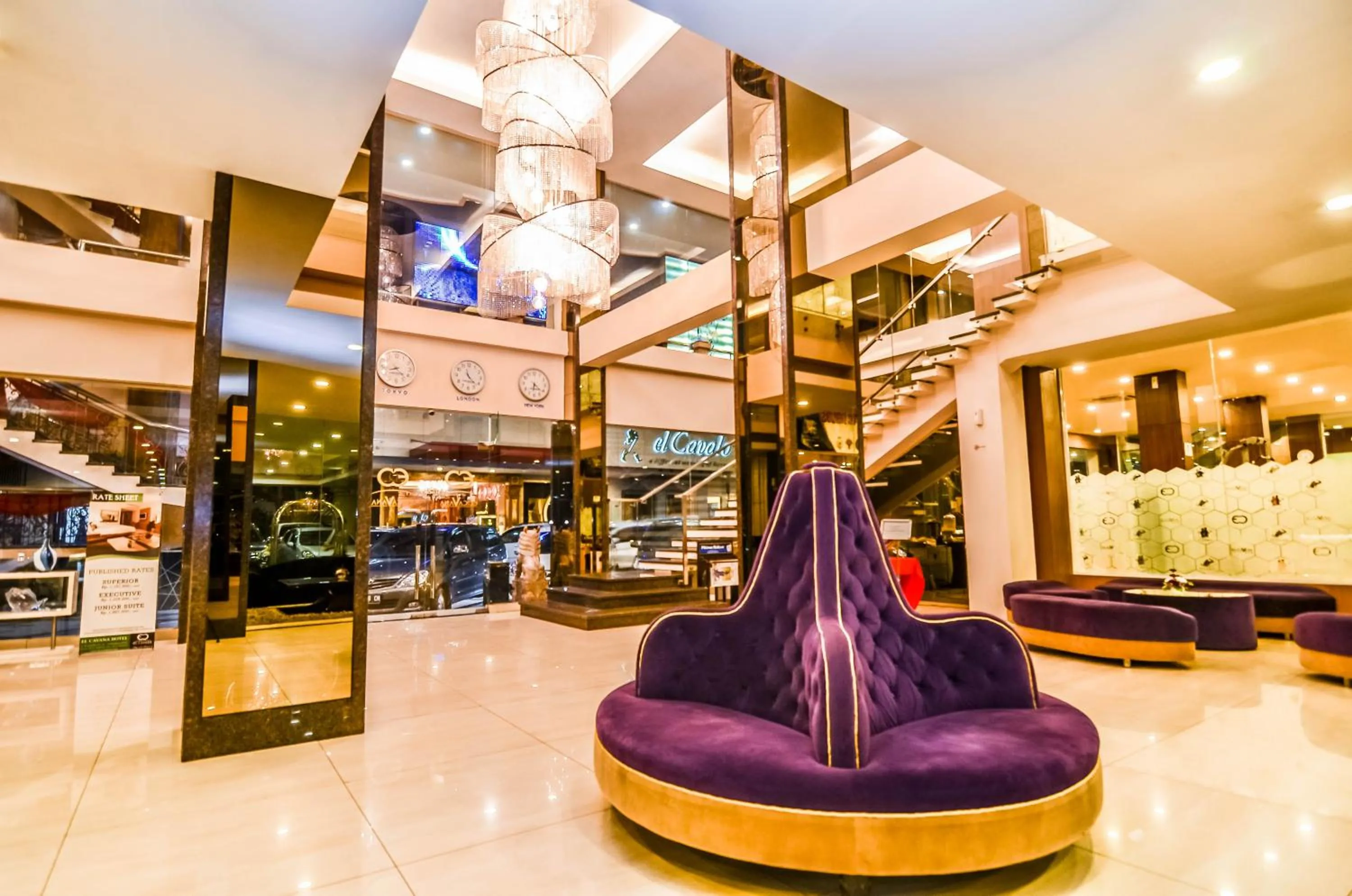 Lobby or reception in El Cavana Bandung