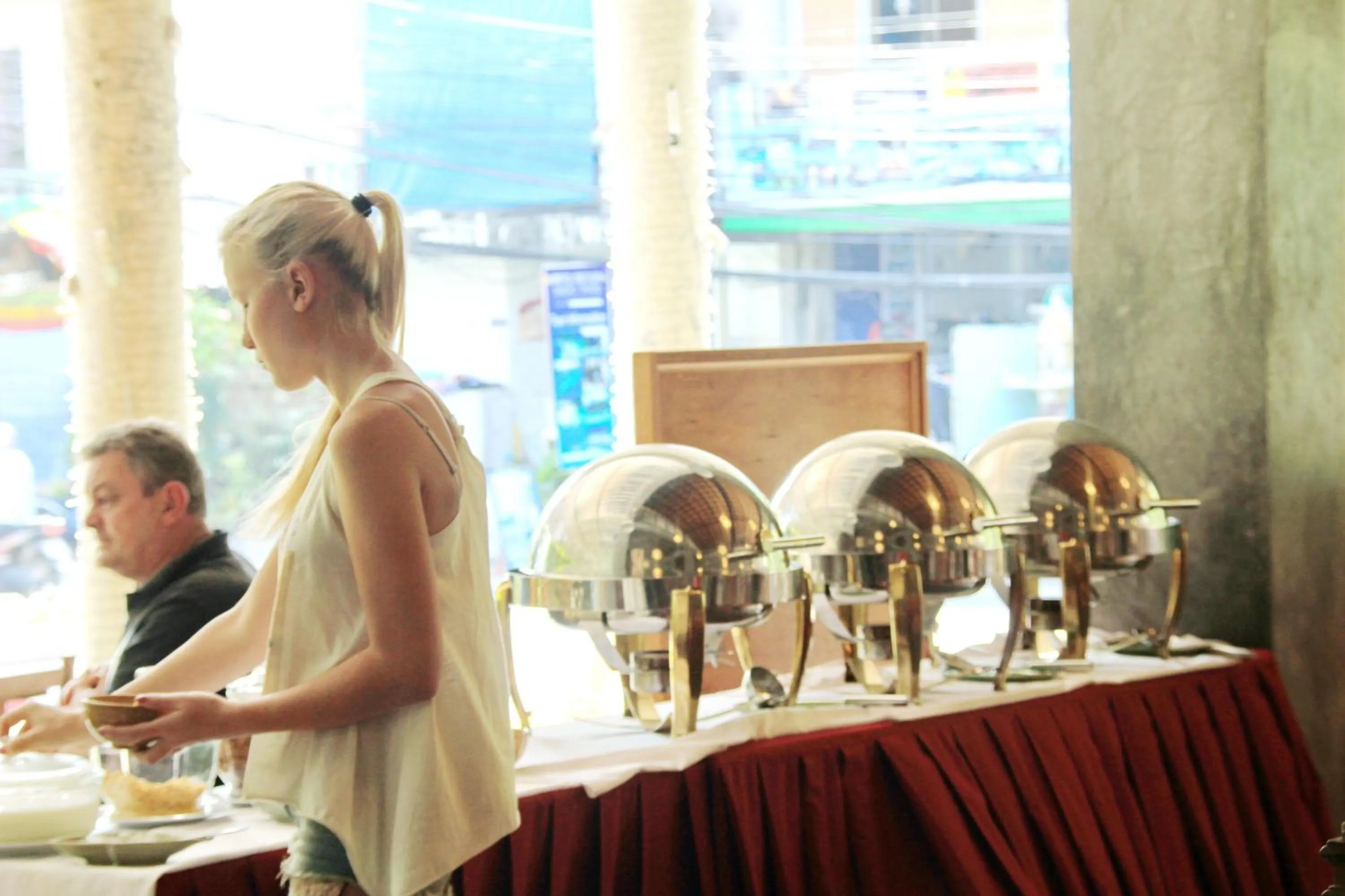 Restaurant/places to eat in BLU PINE Villa & Pool Access - SHA Plus