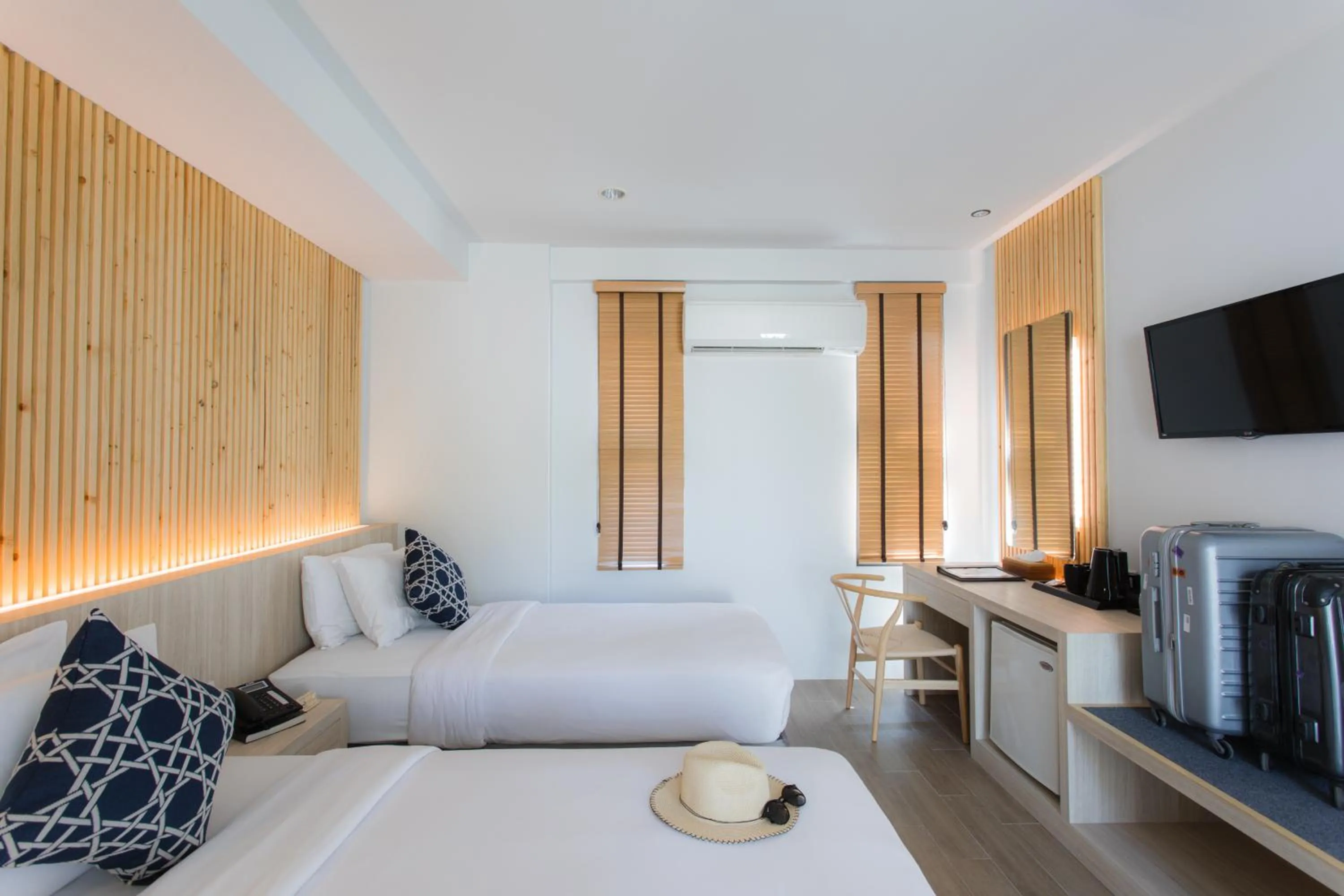 BLU PINE Villa & Pool Access - SHA Plus