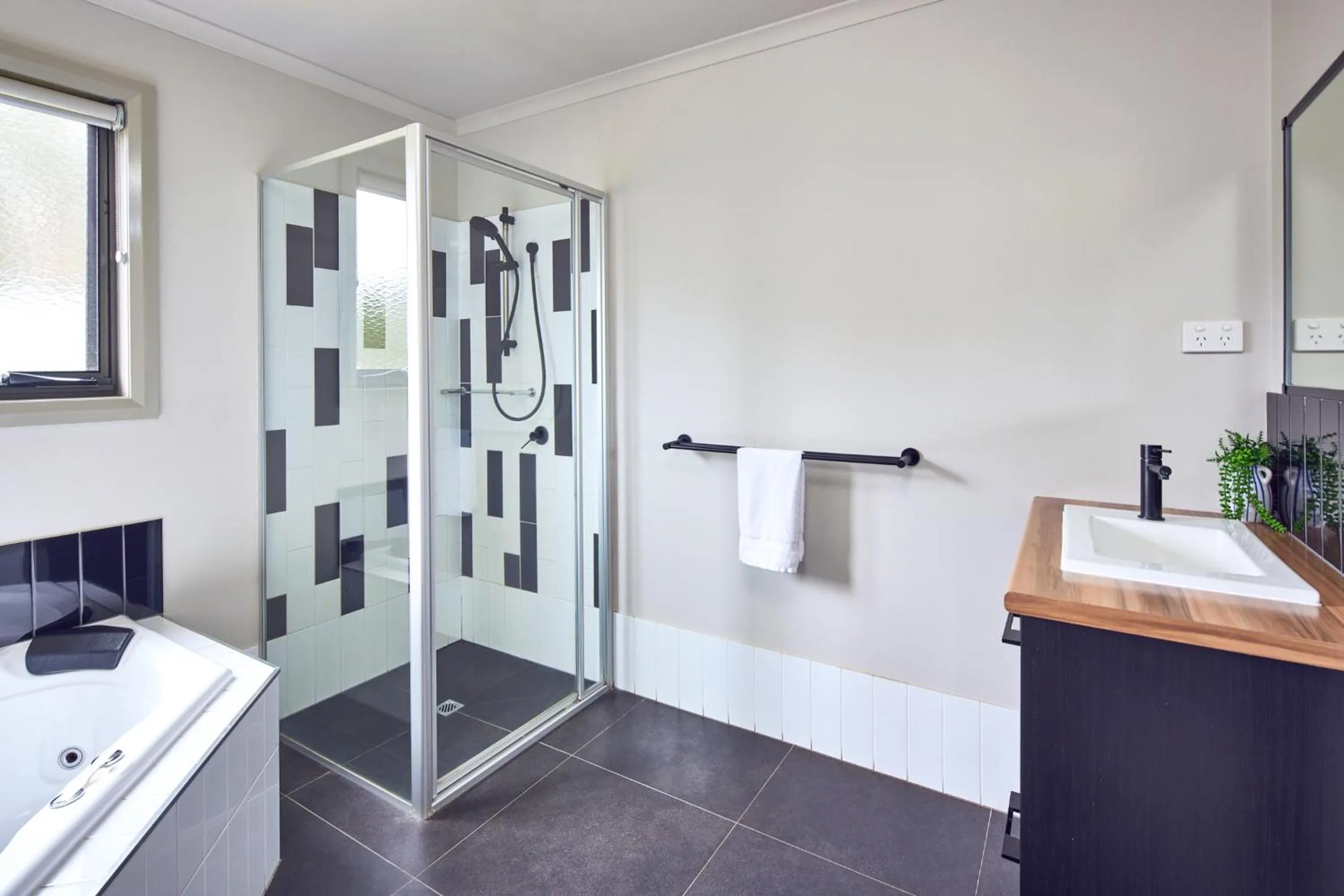 Shower in NRMA Port Arthur Holiday Park