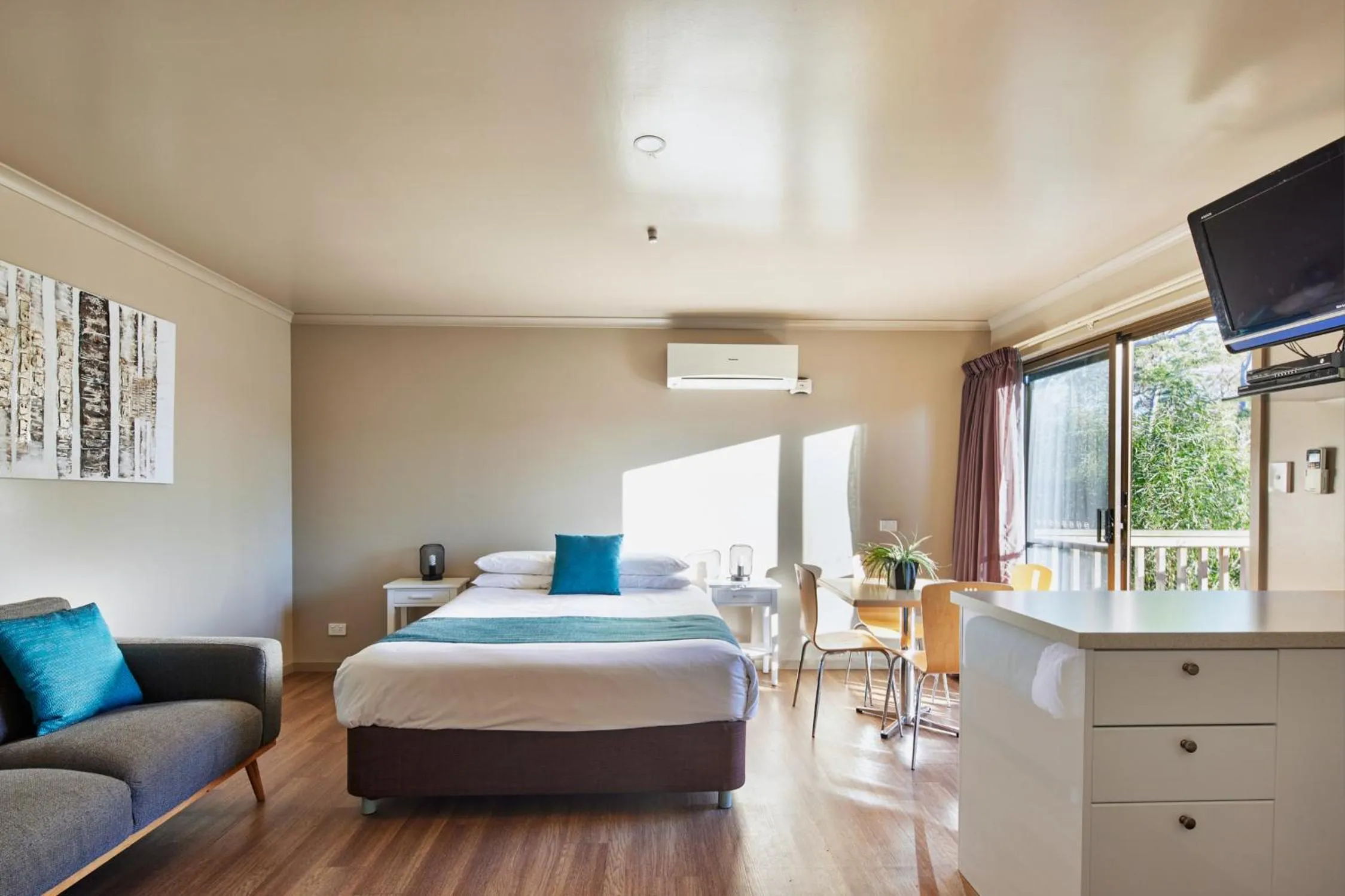 Bed in NRMA Port Arthur Holiday Park