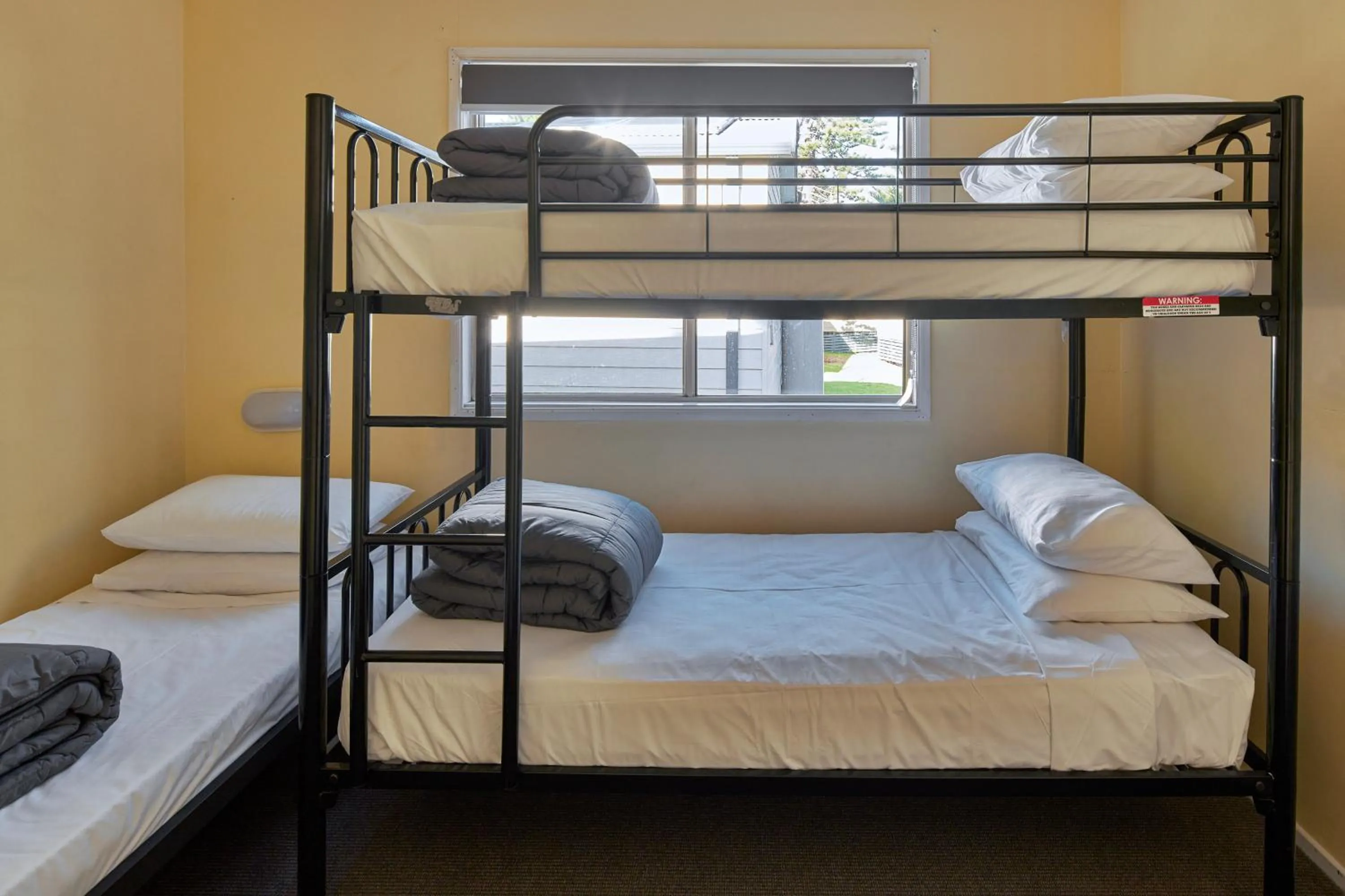 Bed in Big4 Sydney Lakeside Holiday Park