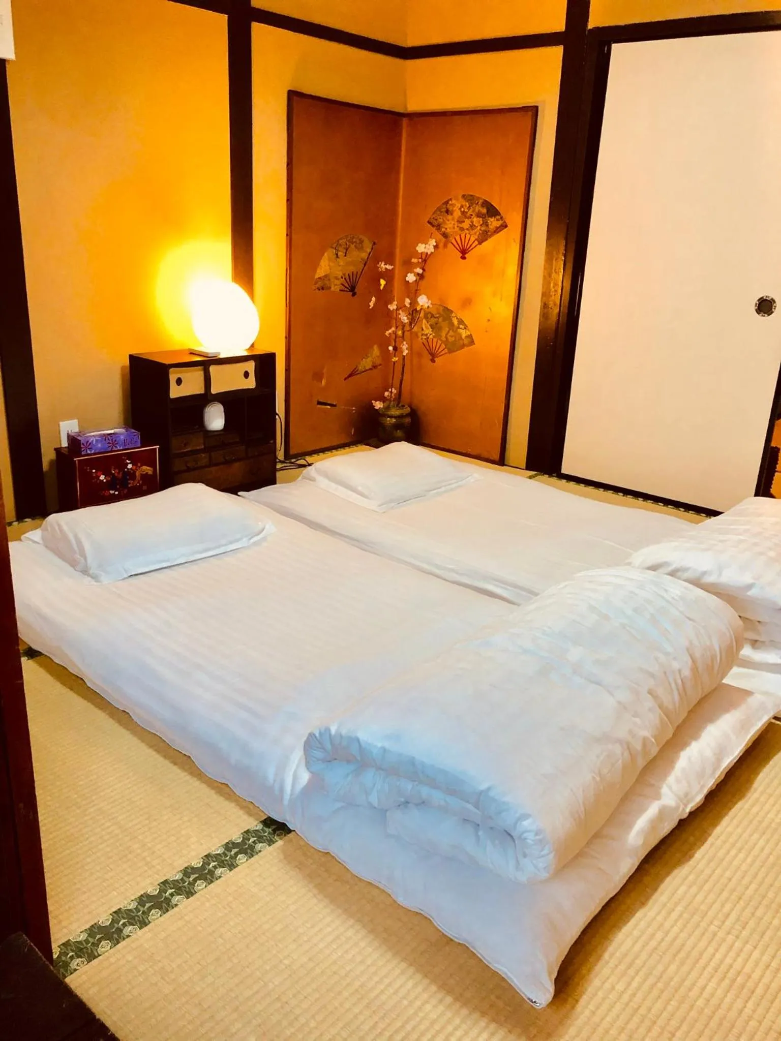 Bed in 京町家-椿庵Kyomachiya-Tsubakian