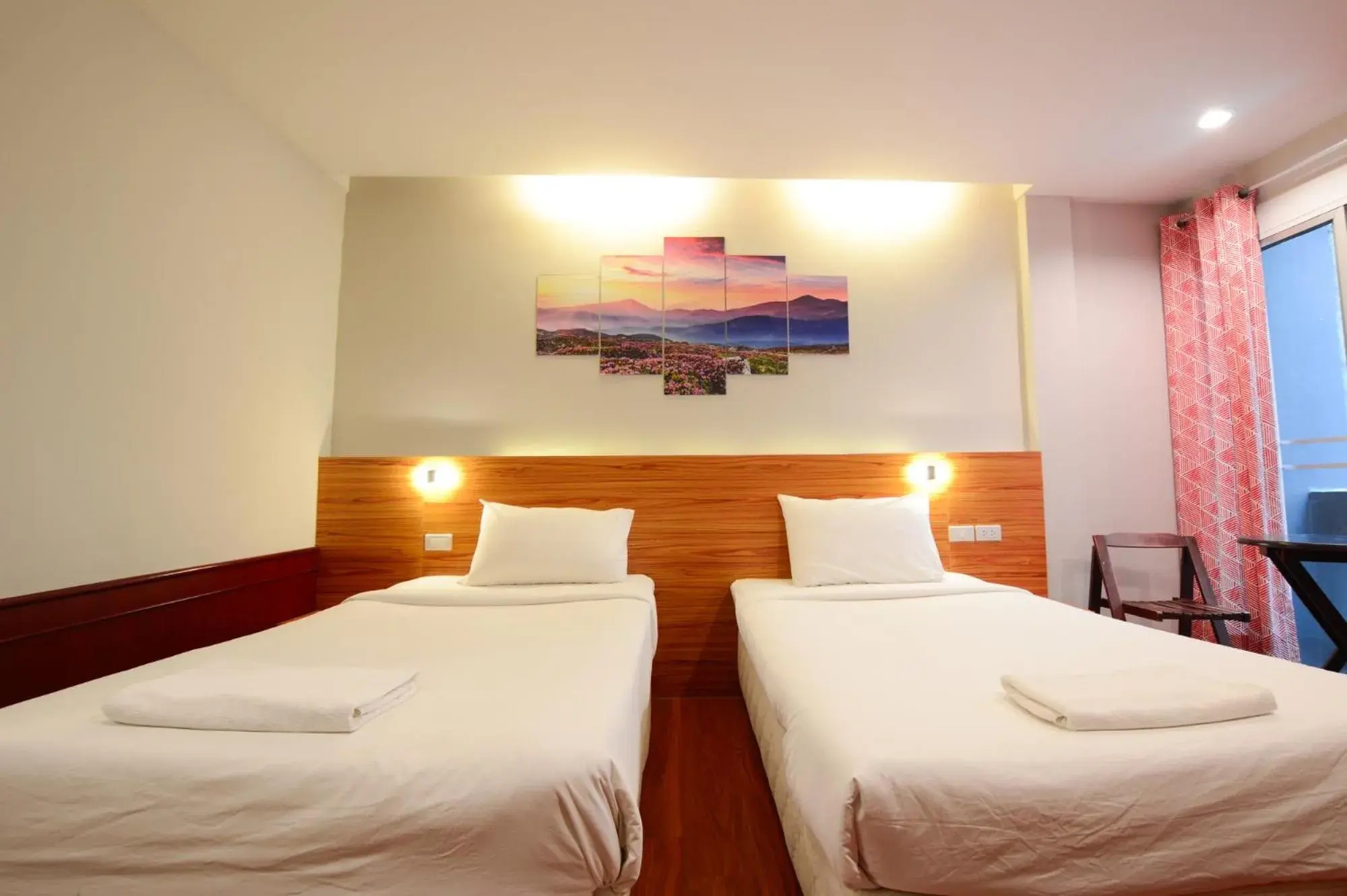Superior Double Room in Thaiphiphat house Superior Double Room in Thaiphiphat house