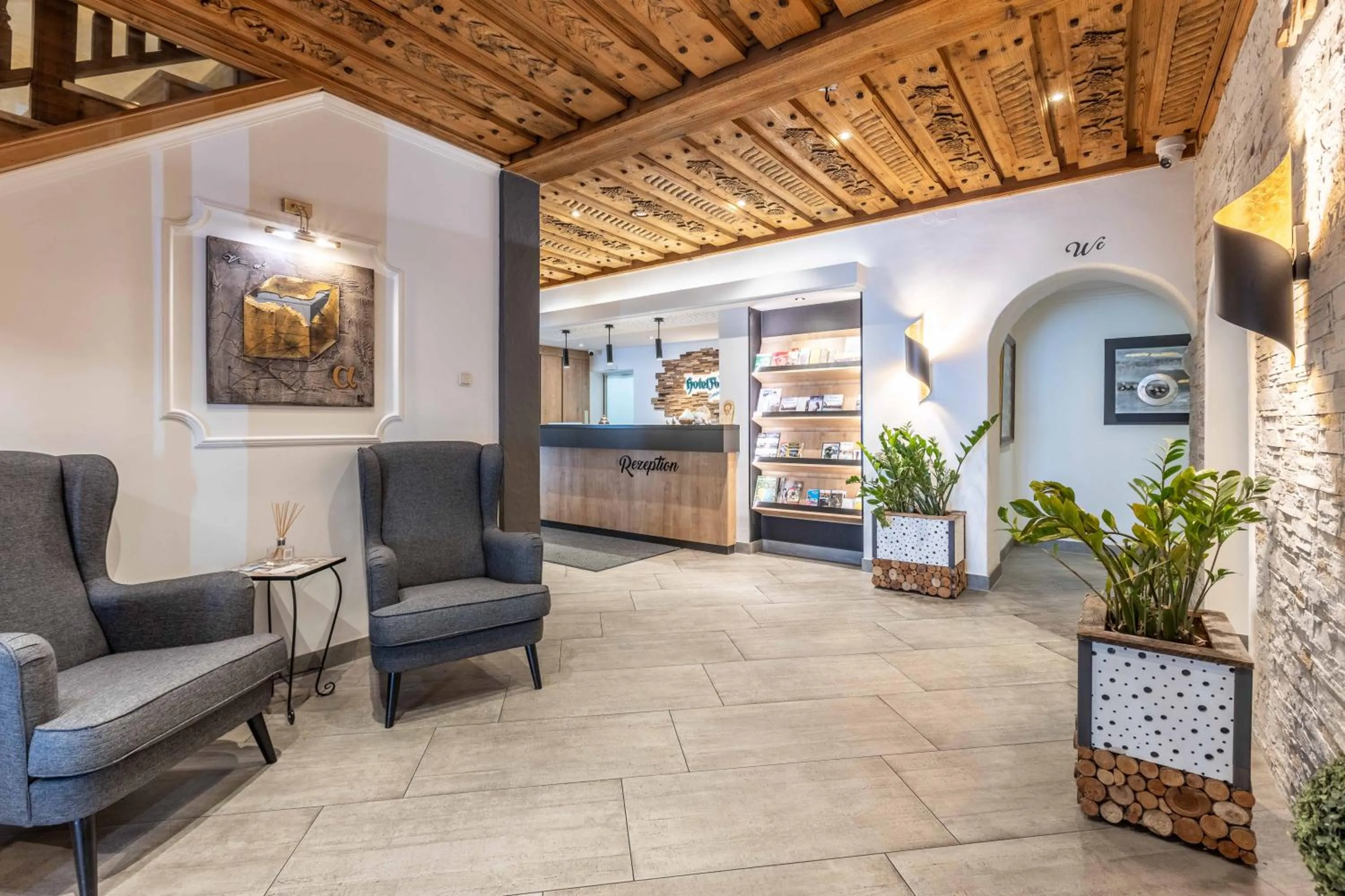 Hotel Post by keyone