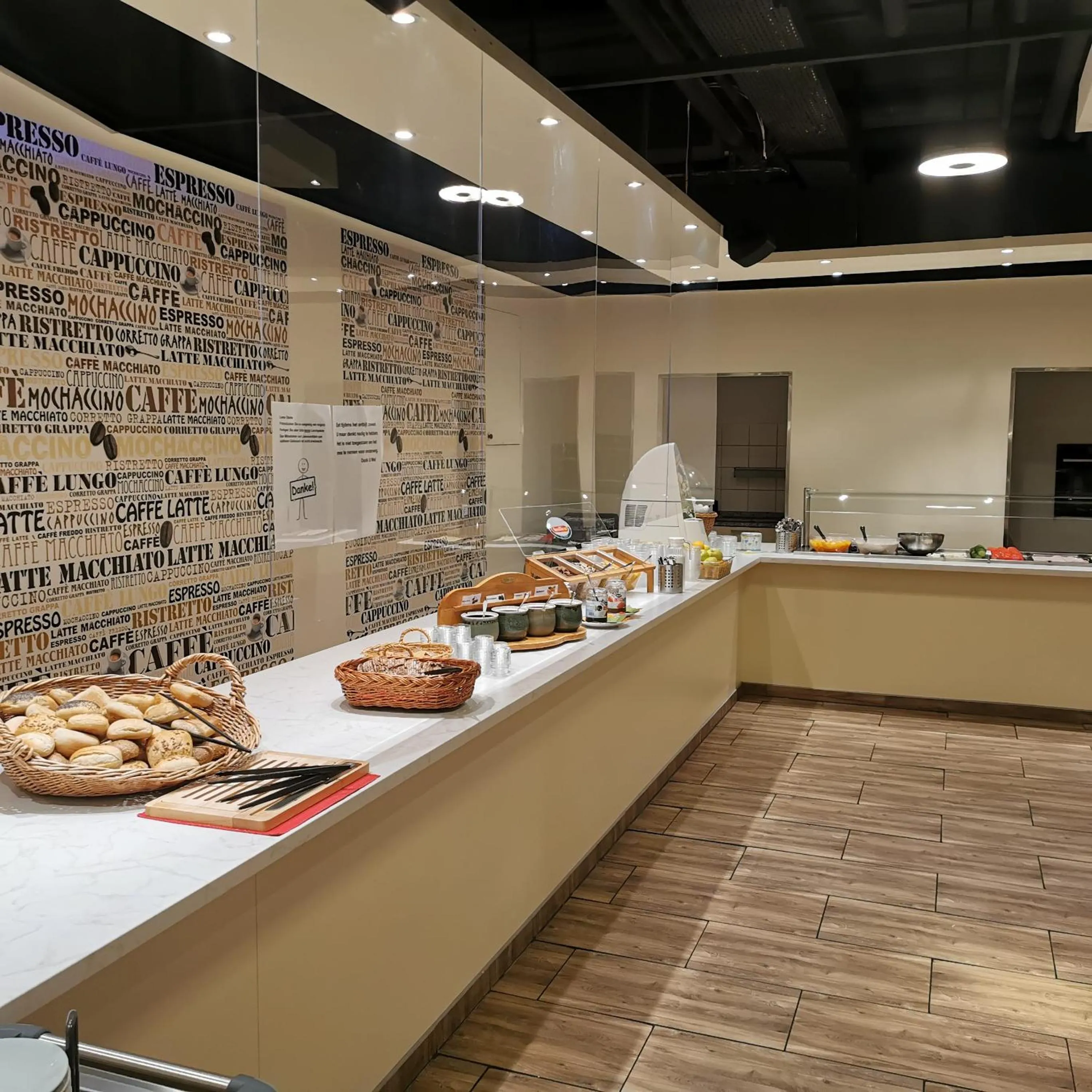 Continental breakfast in Good Night Inn