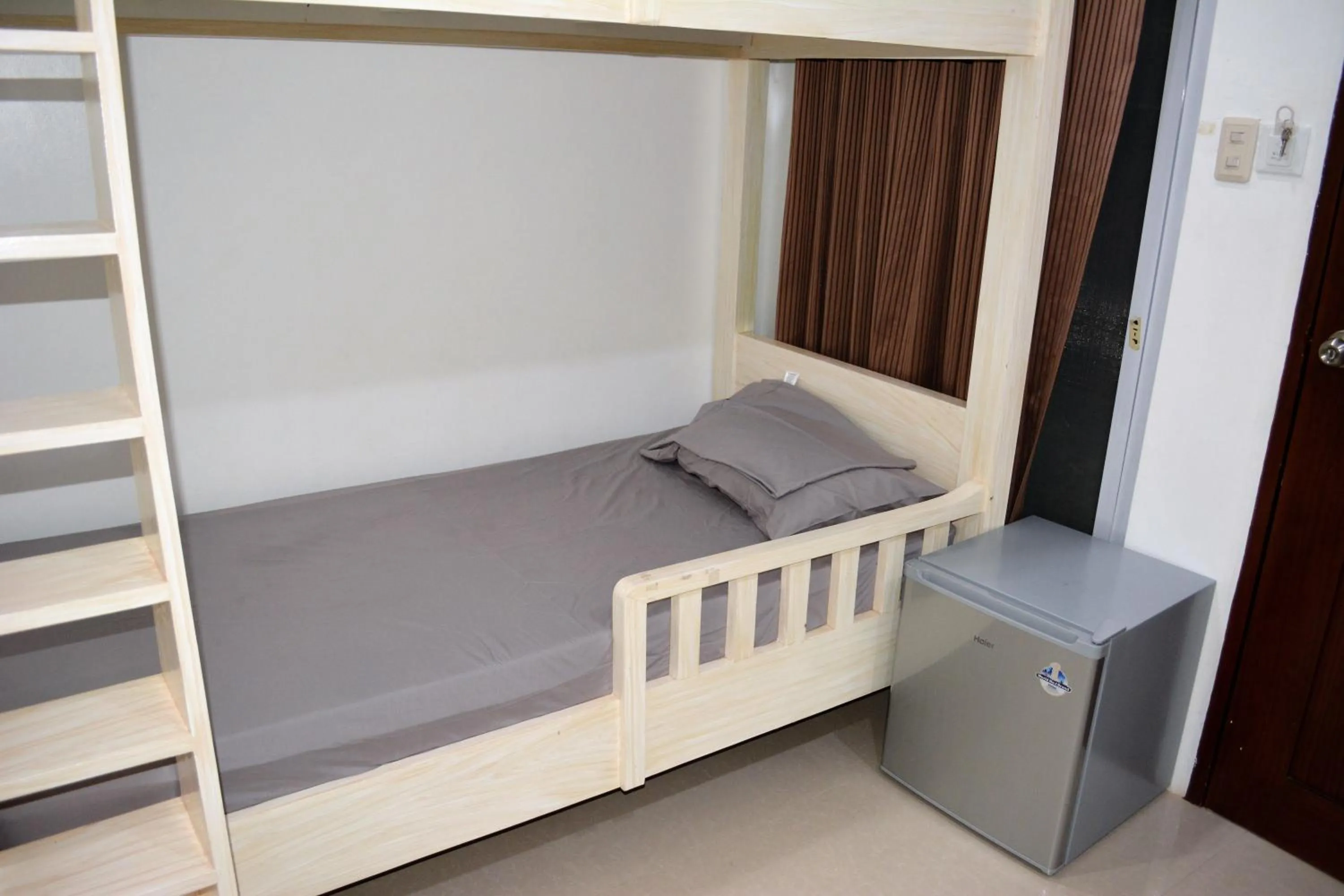 bunk bed, Bed in Sergi's Resort and Hotel