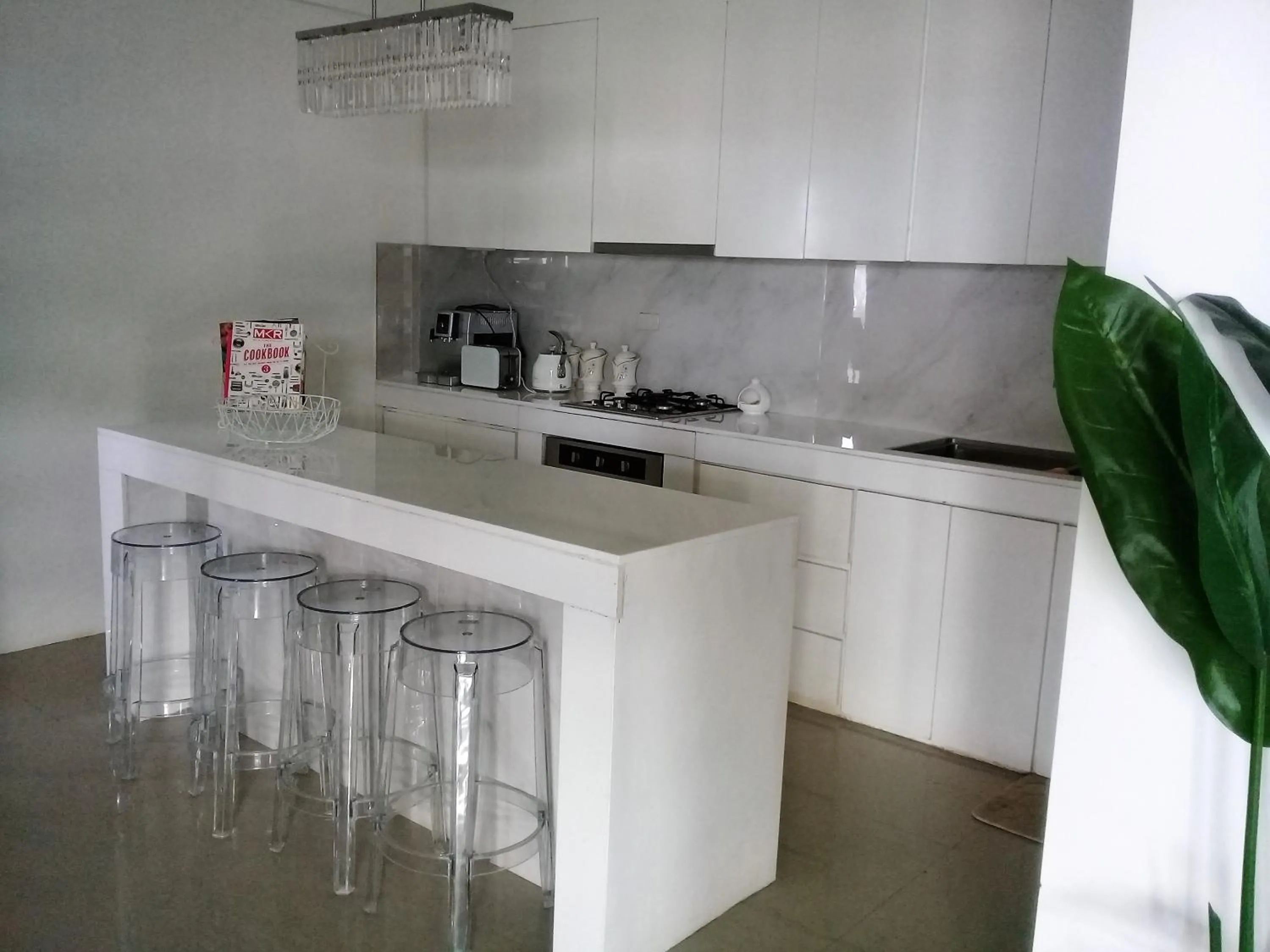 Kitchen or kitchenette in Sergi's Resort and Hotel