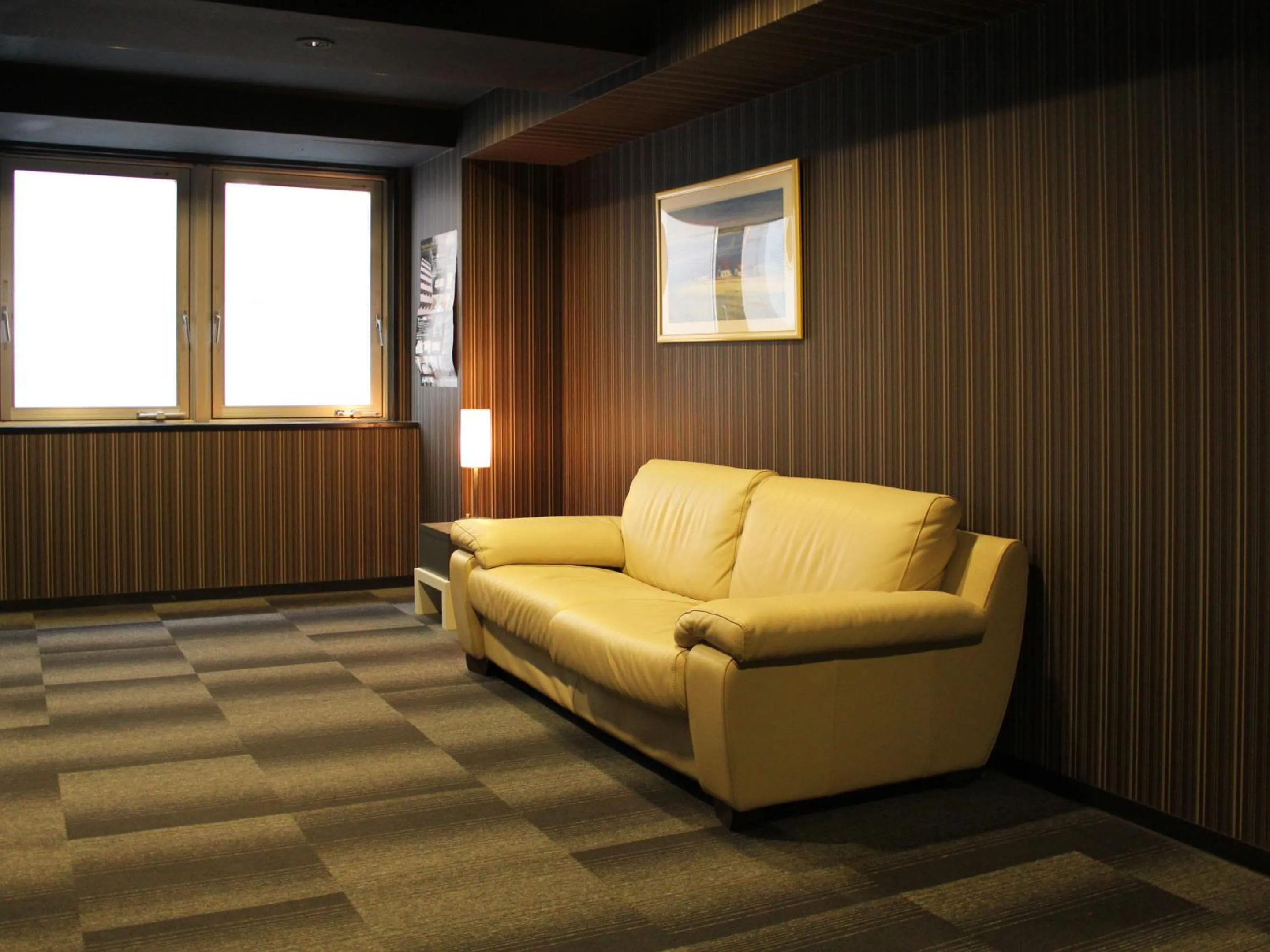 Lobby or reception in HOTEL LiVEMAX BUDGET Hiratsuka Ekimae