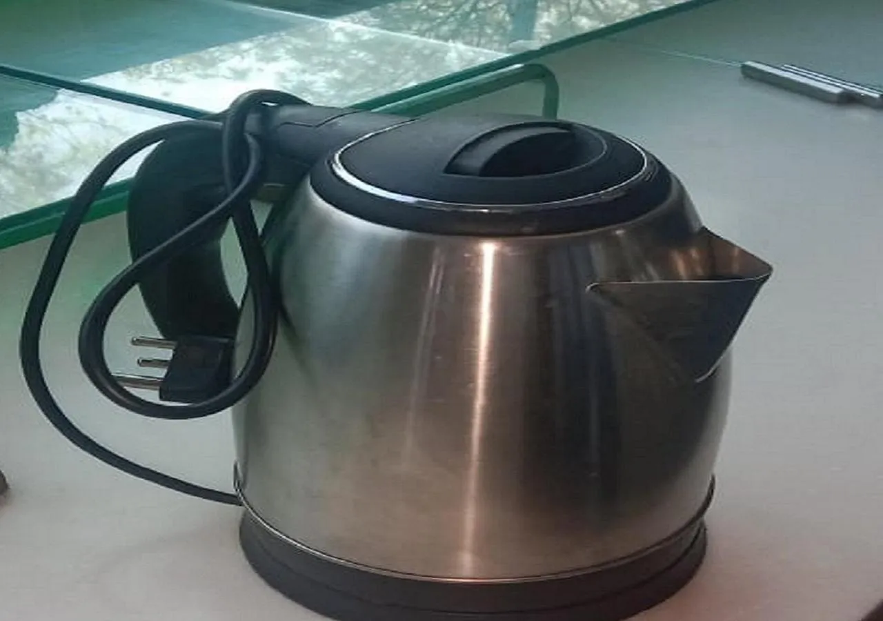 Coffee/tea facilities in SkyCity Hotel Gurgaon