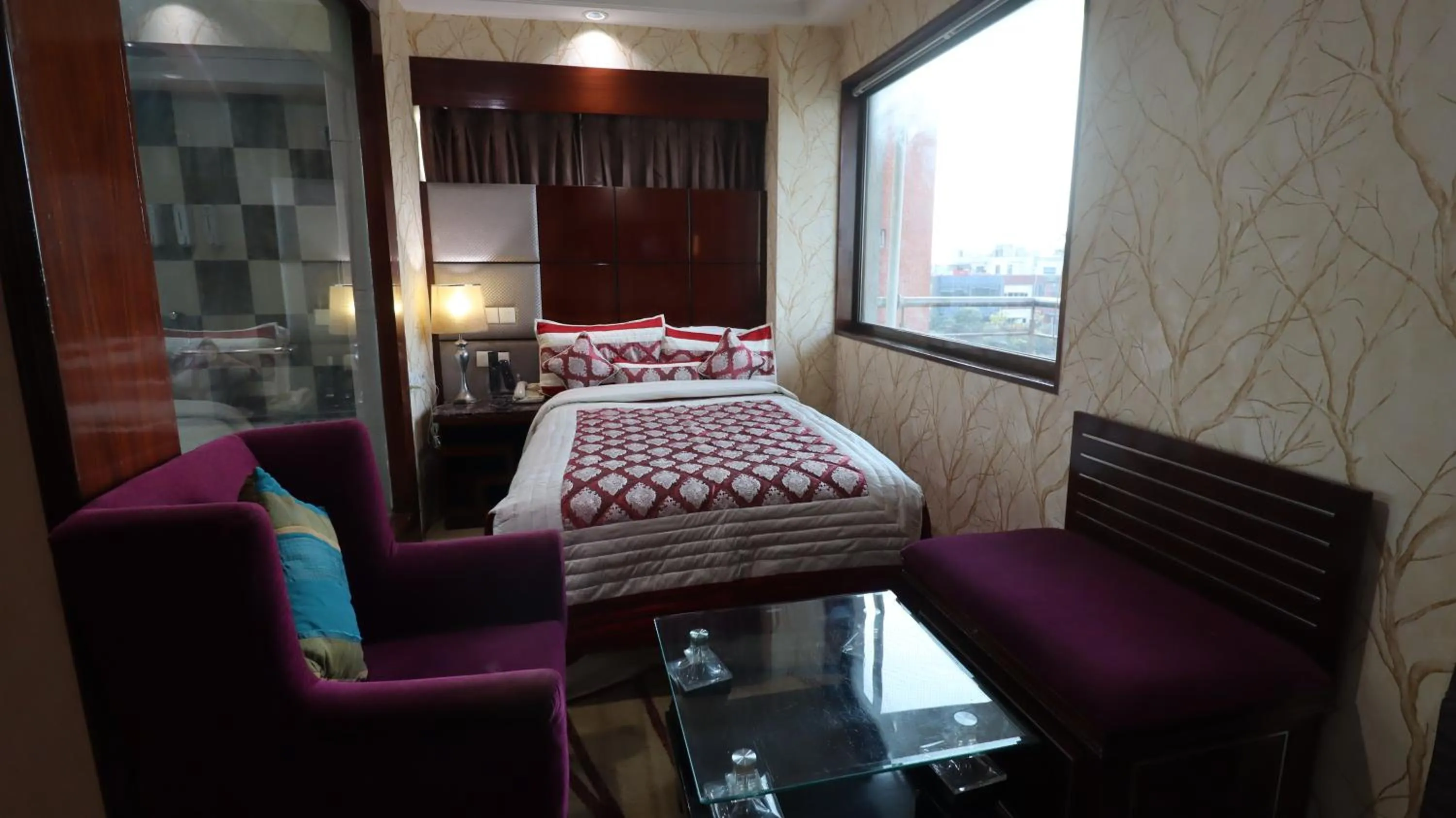 Bed in SkyCity Hotel Gurgaon