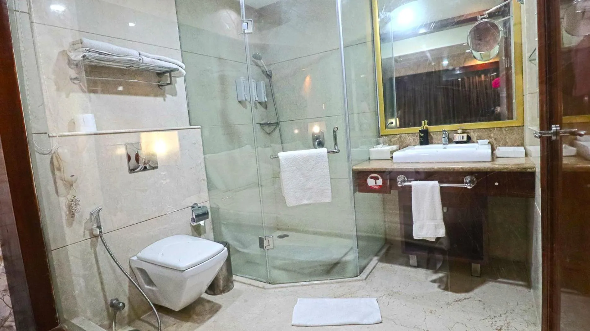 Bathroom in SkyCity Hotel Gurgaon