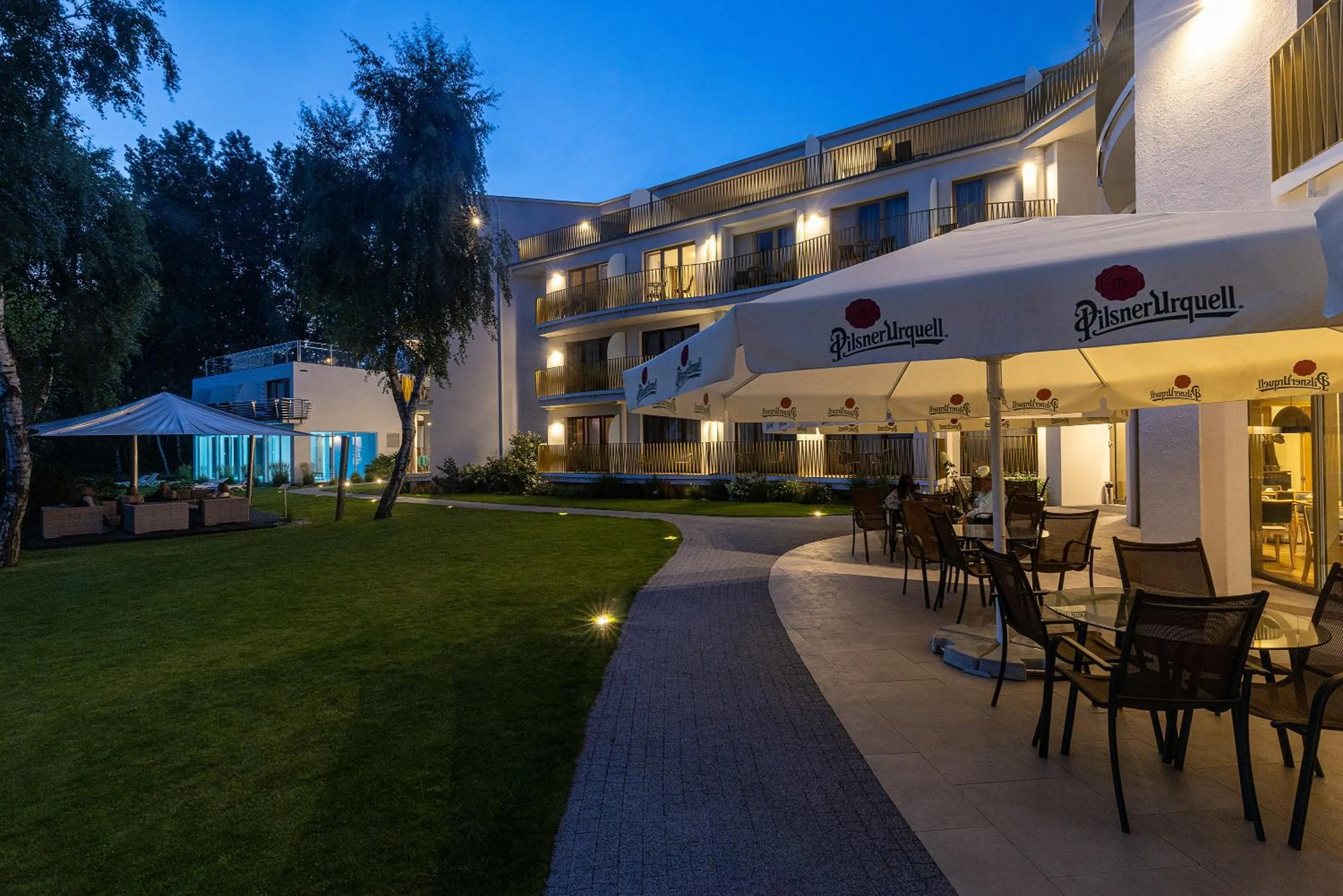 Property building in Hotel Meridian