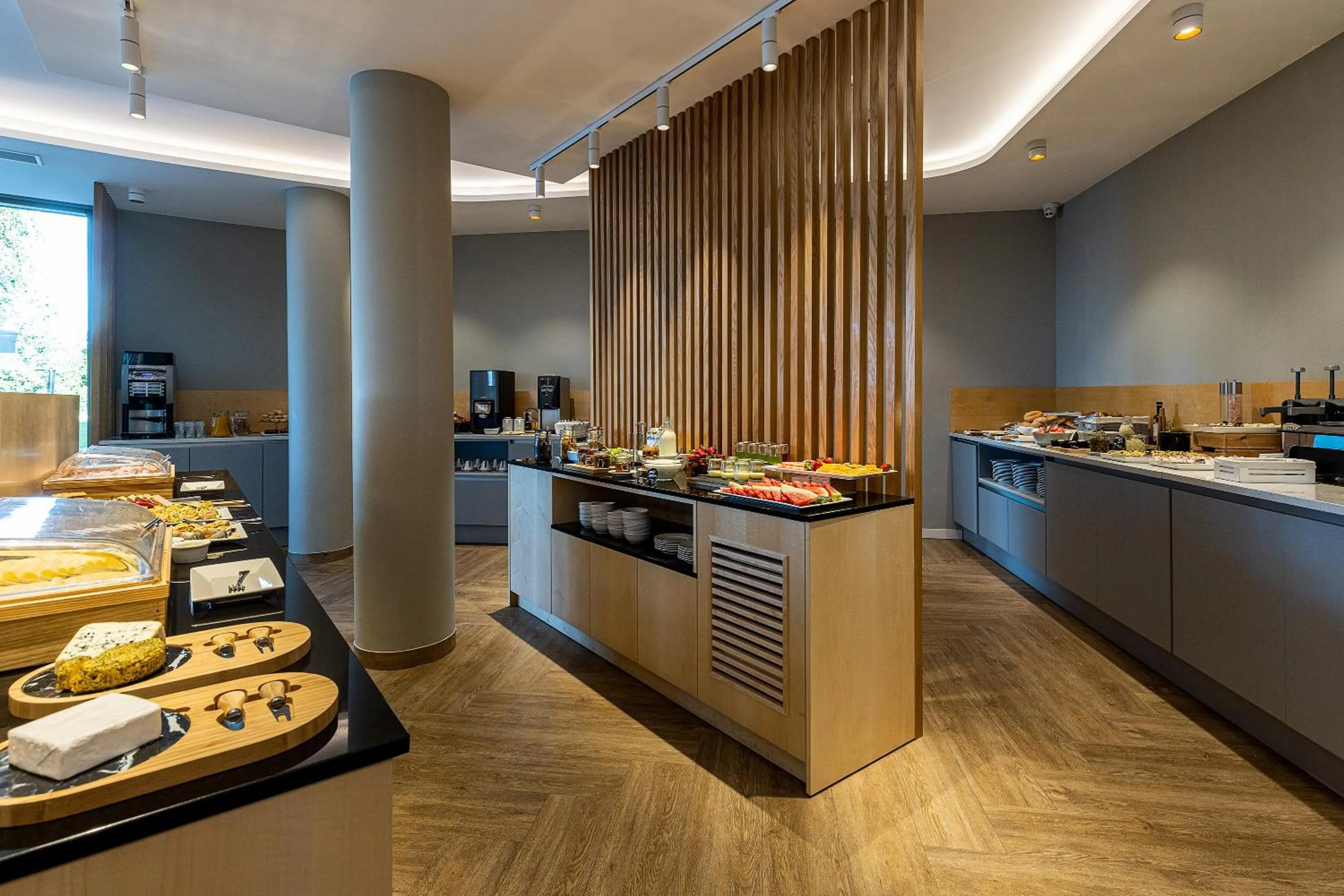 Breakfast in Hotel Meridian