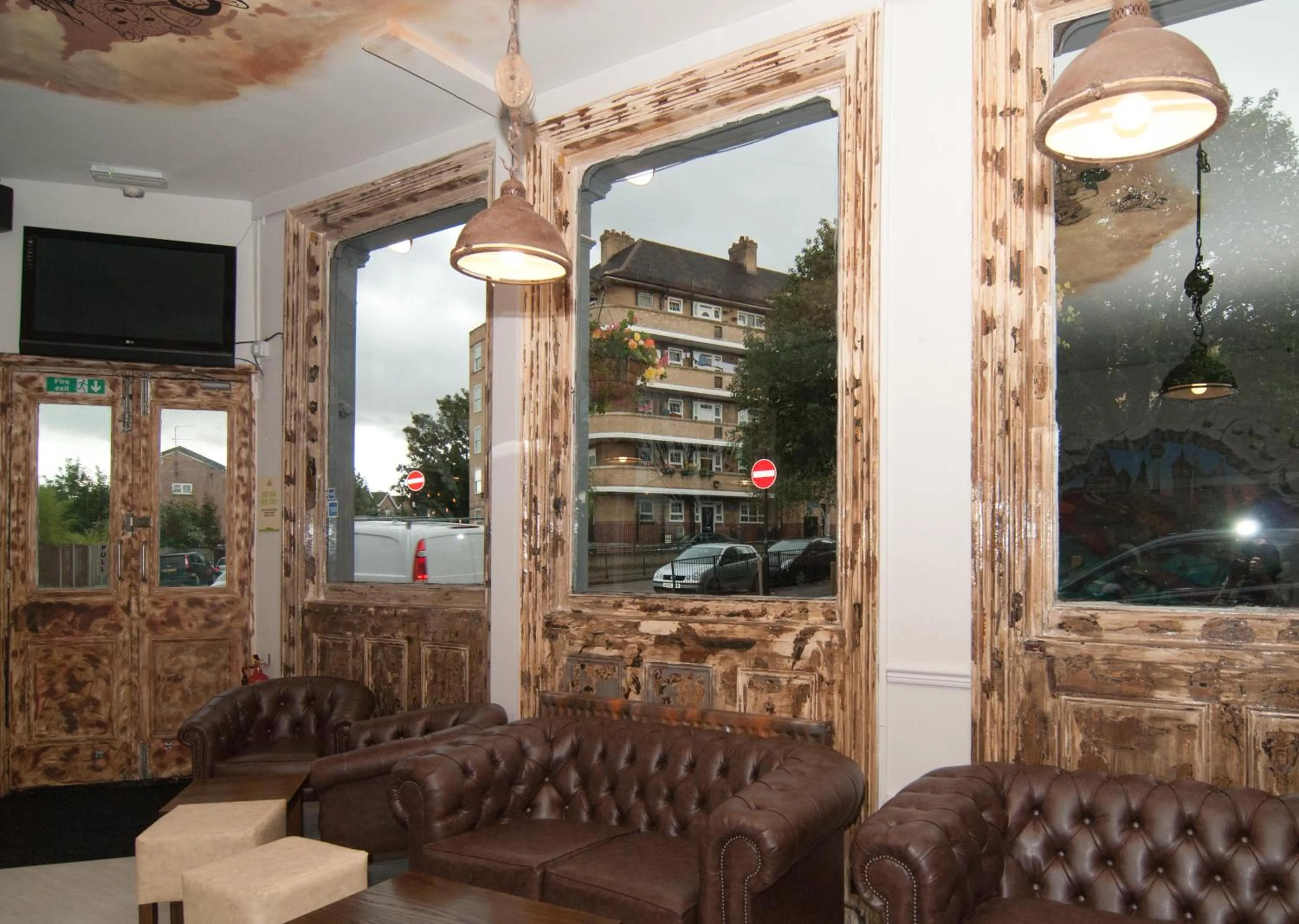 Lounge or bar in Book A Bed Hostels