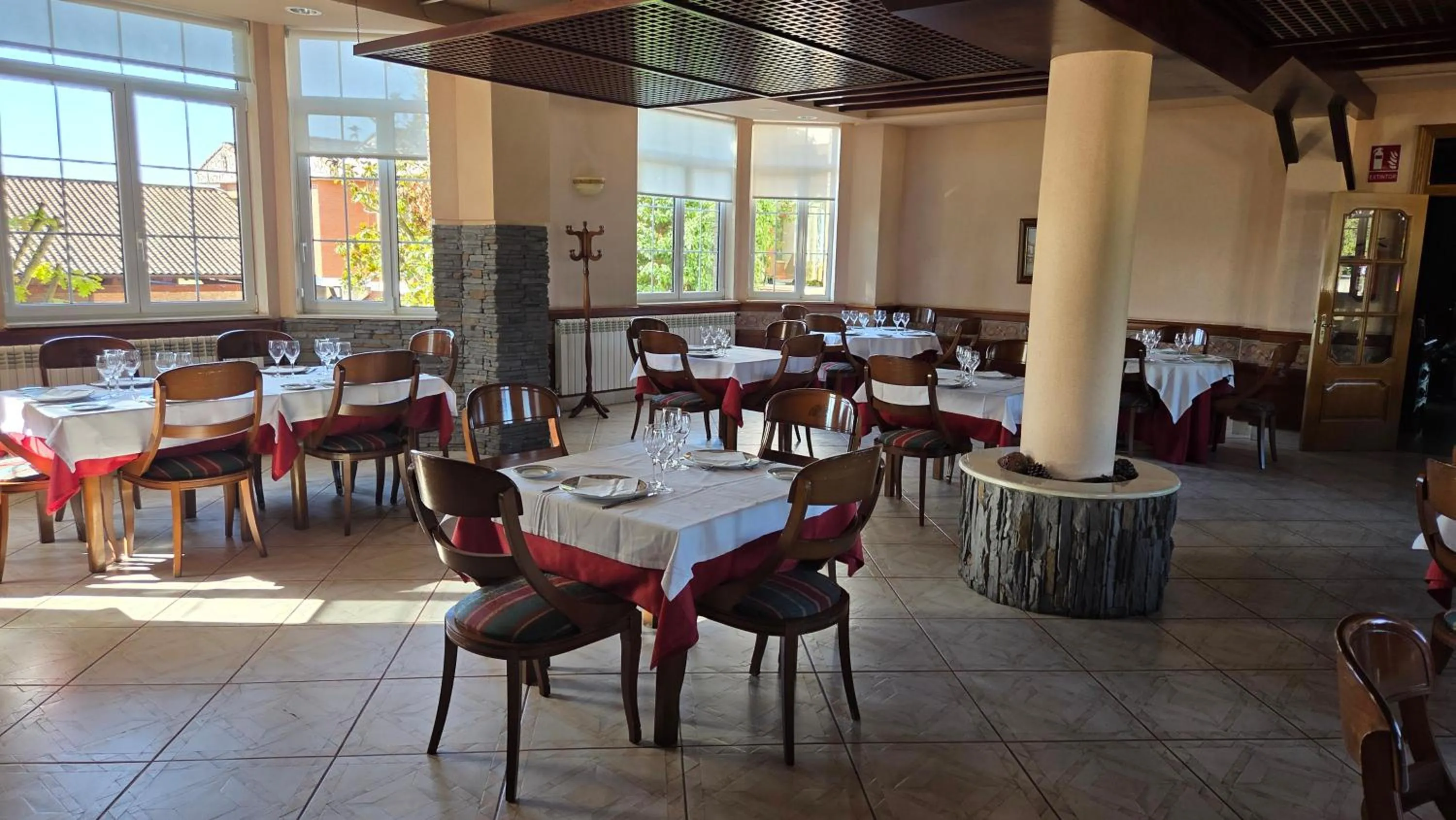 Restaurant/places to eat in Hotel Las Moreras