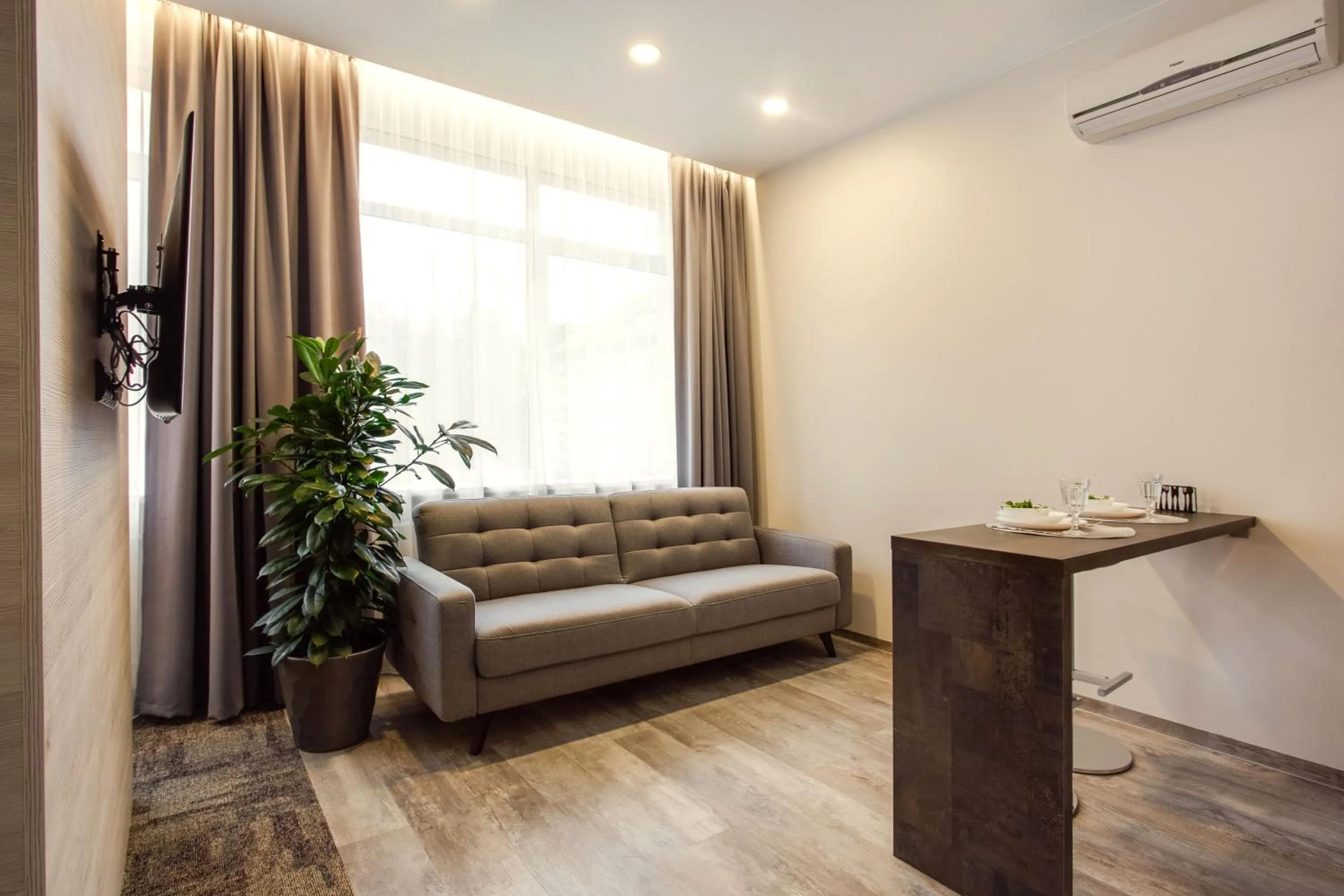 Photo of the whole room in Old Town Trio Apartments