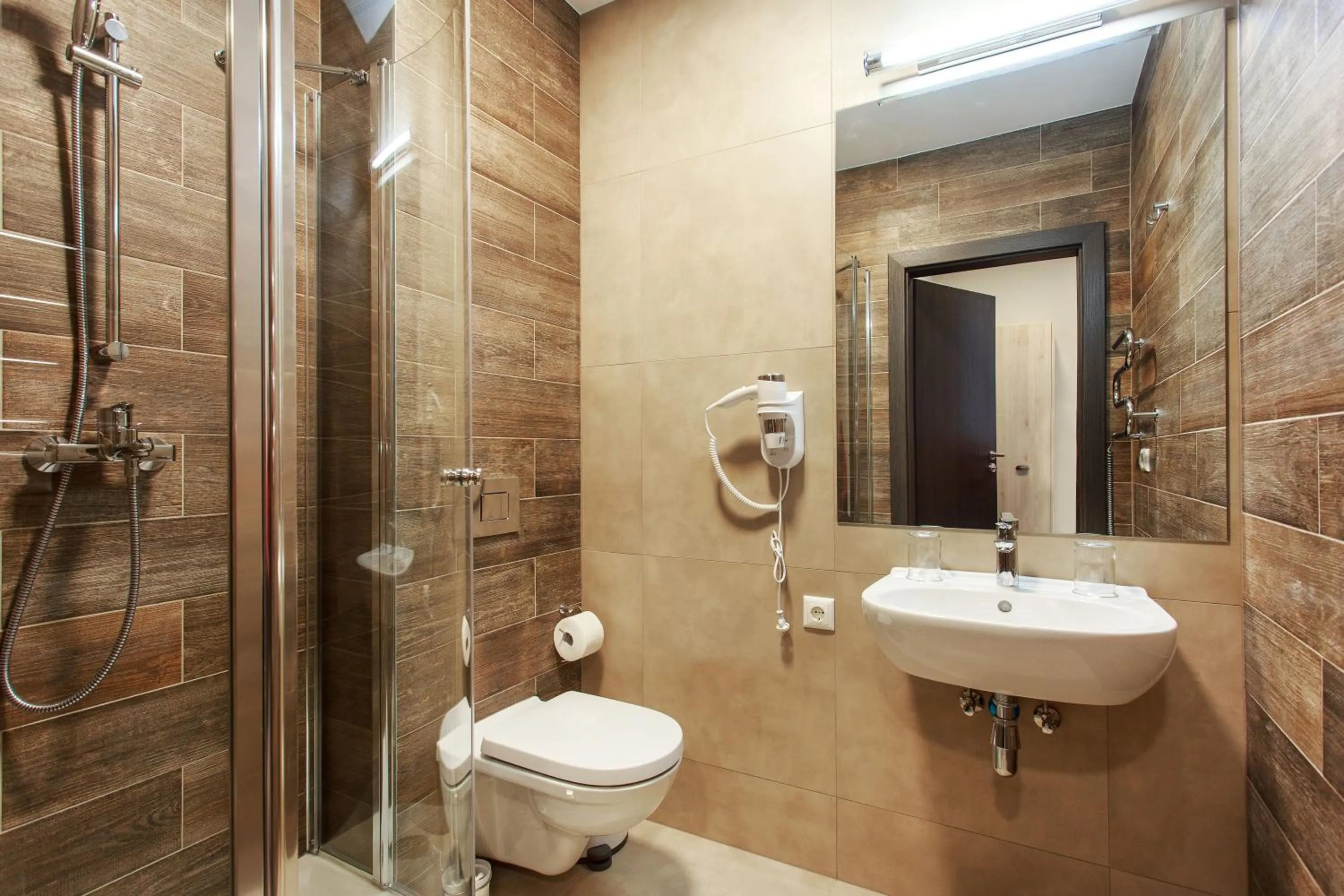 Toilet in Old Town Trio Apartments