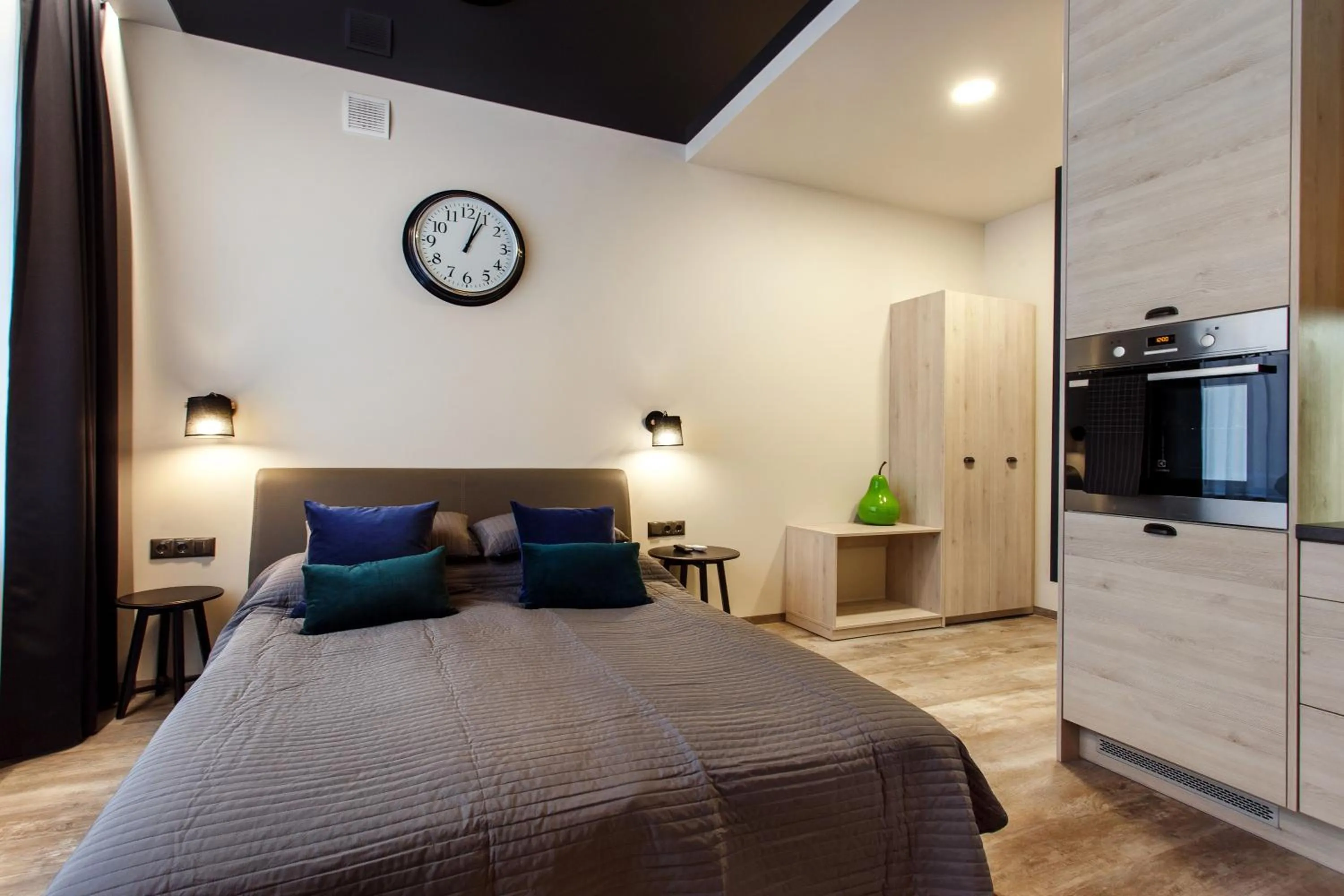 Photo of the whole room, Bed in Old Town Trio Apartments