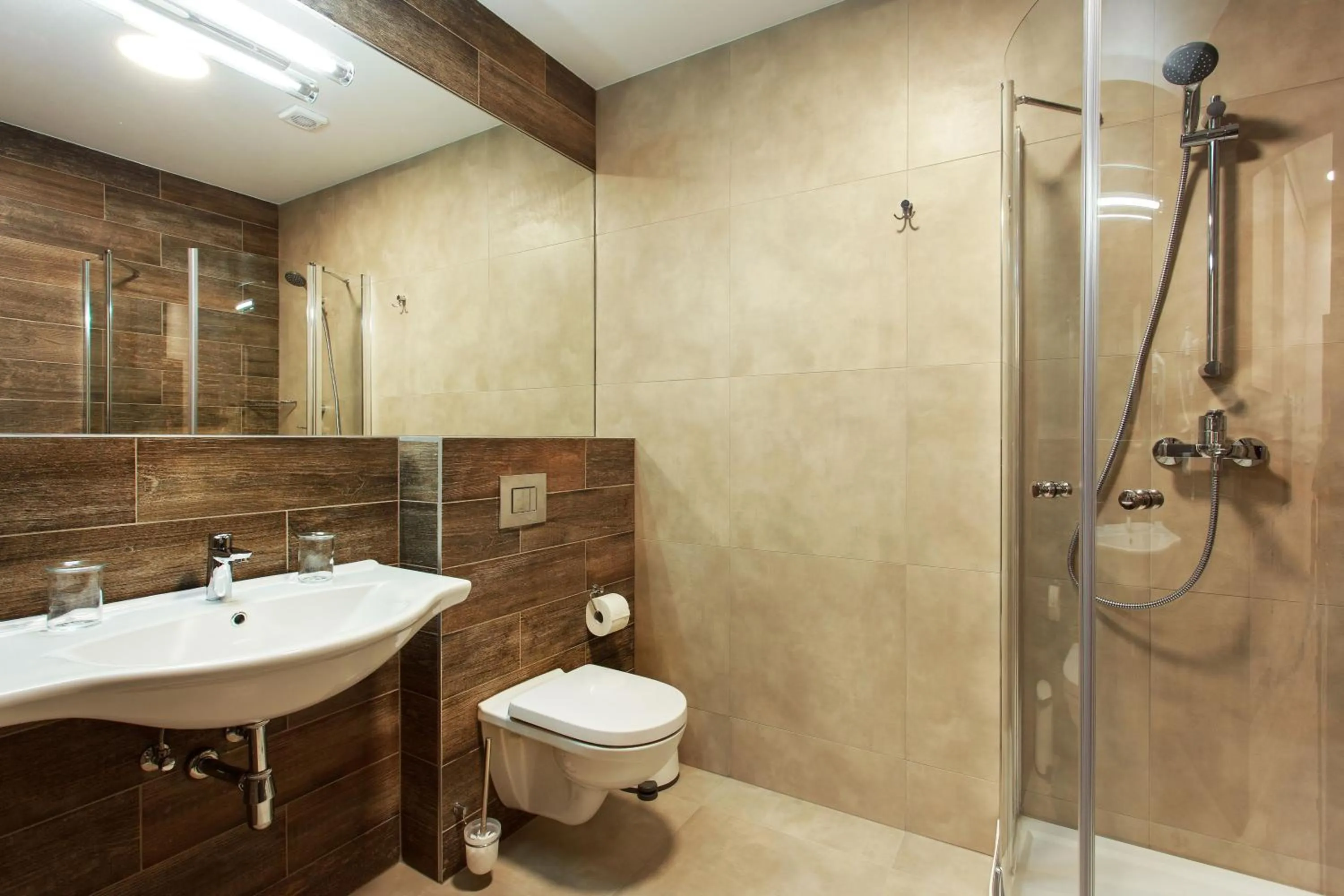 Toilet in Old Town Trio Apartments