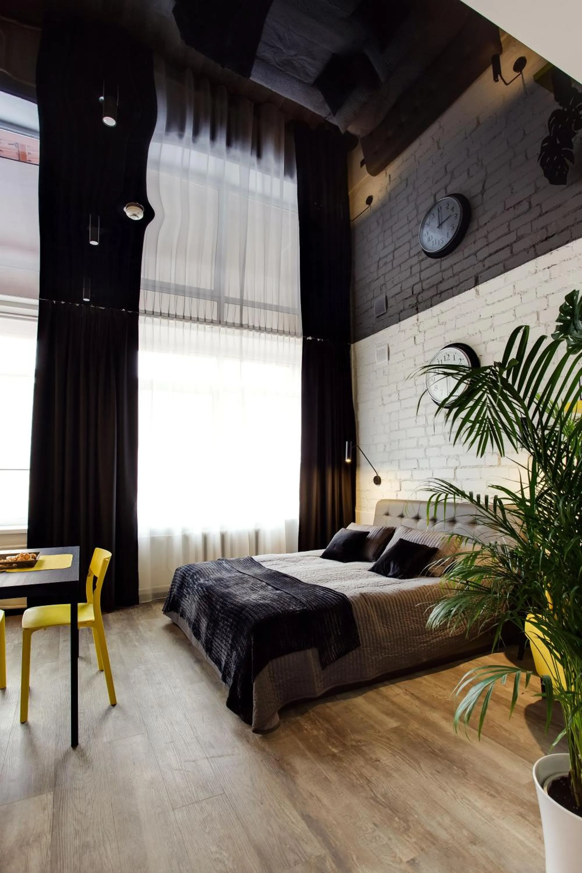 Photo of the whole room, Bed in Old Town Trio Apartments