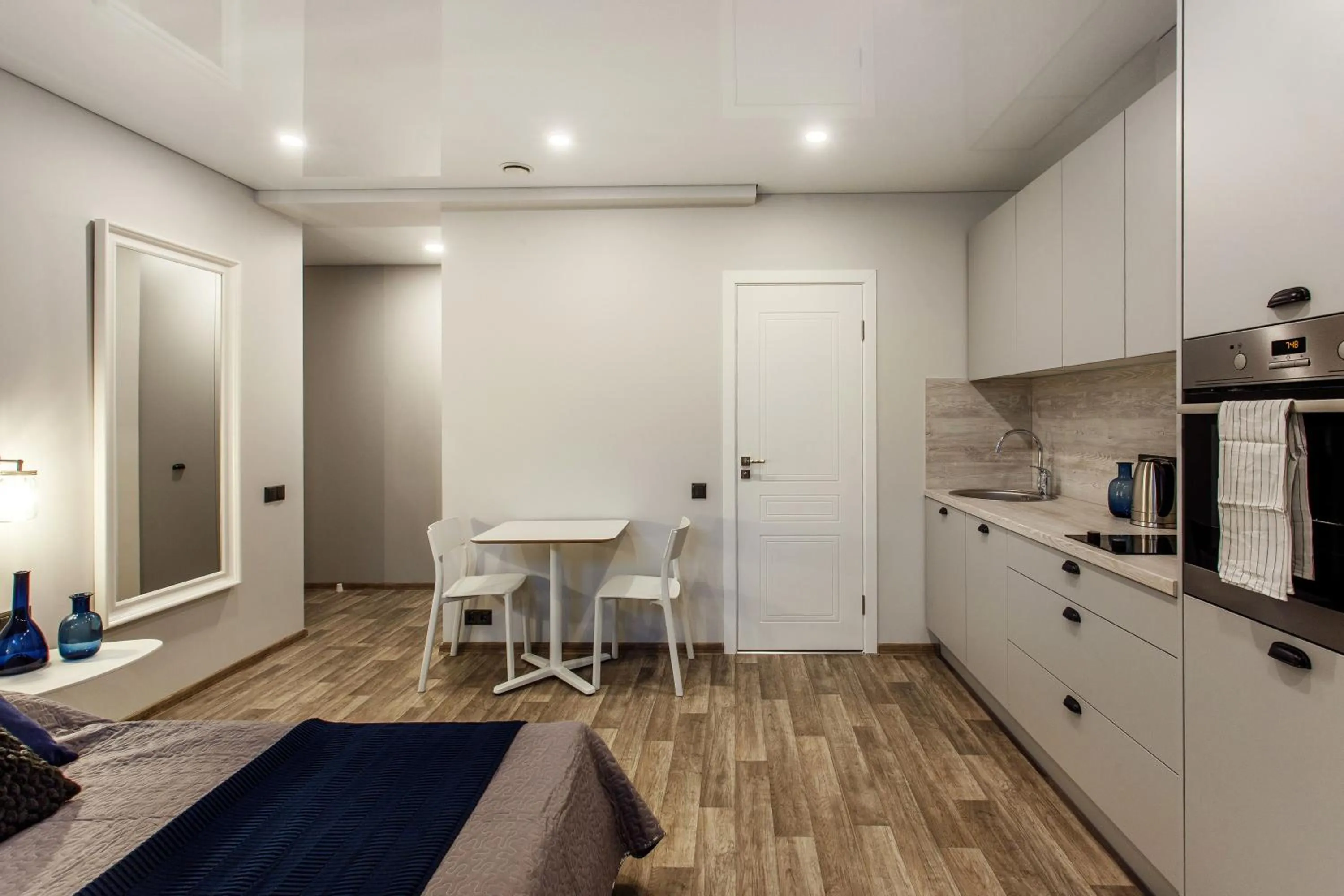 Photo of the whole room in Old Town Trio Apartments