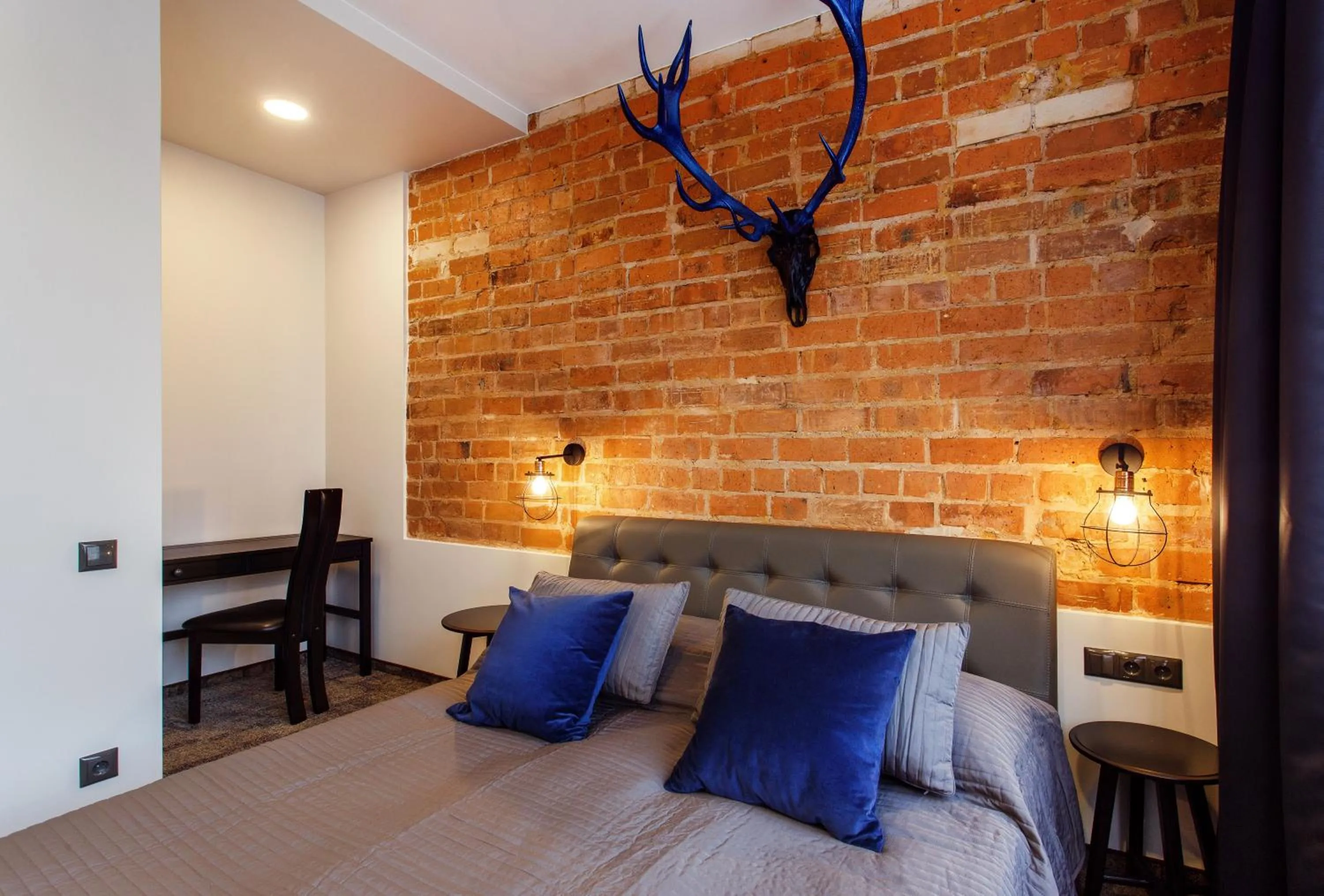 Photo of the whole room, Bed in Old Town Trio Apartments