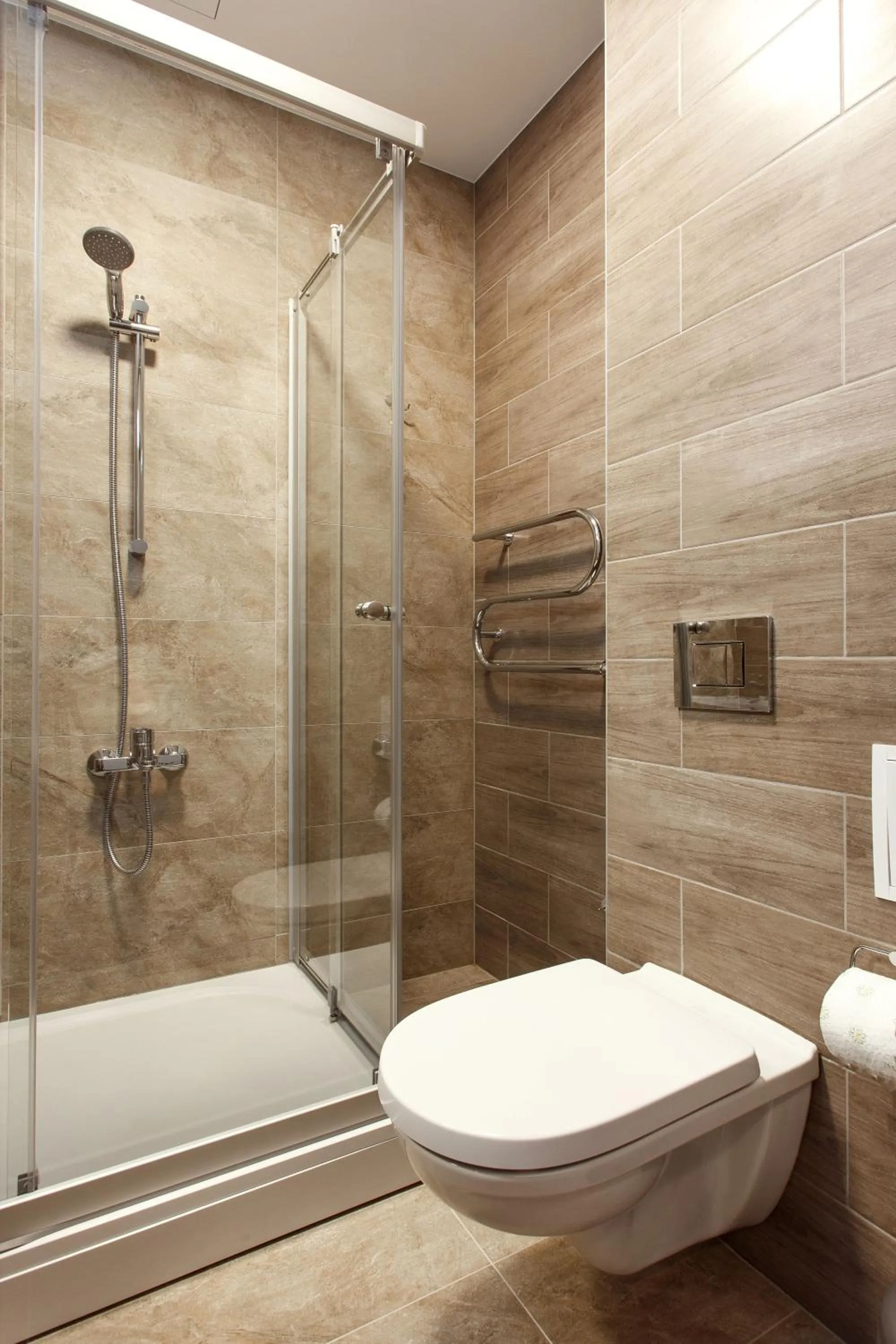 Toilet in Old Town Trio Apartments