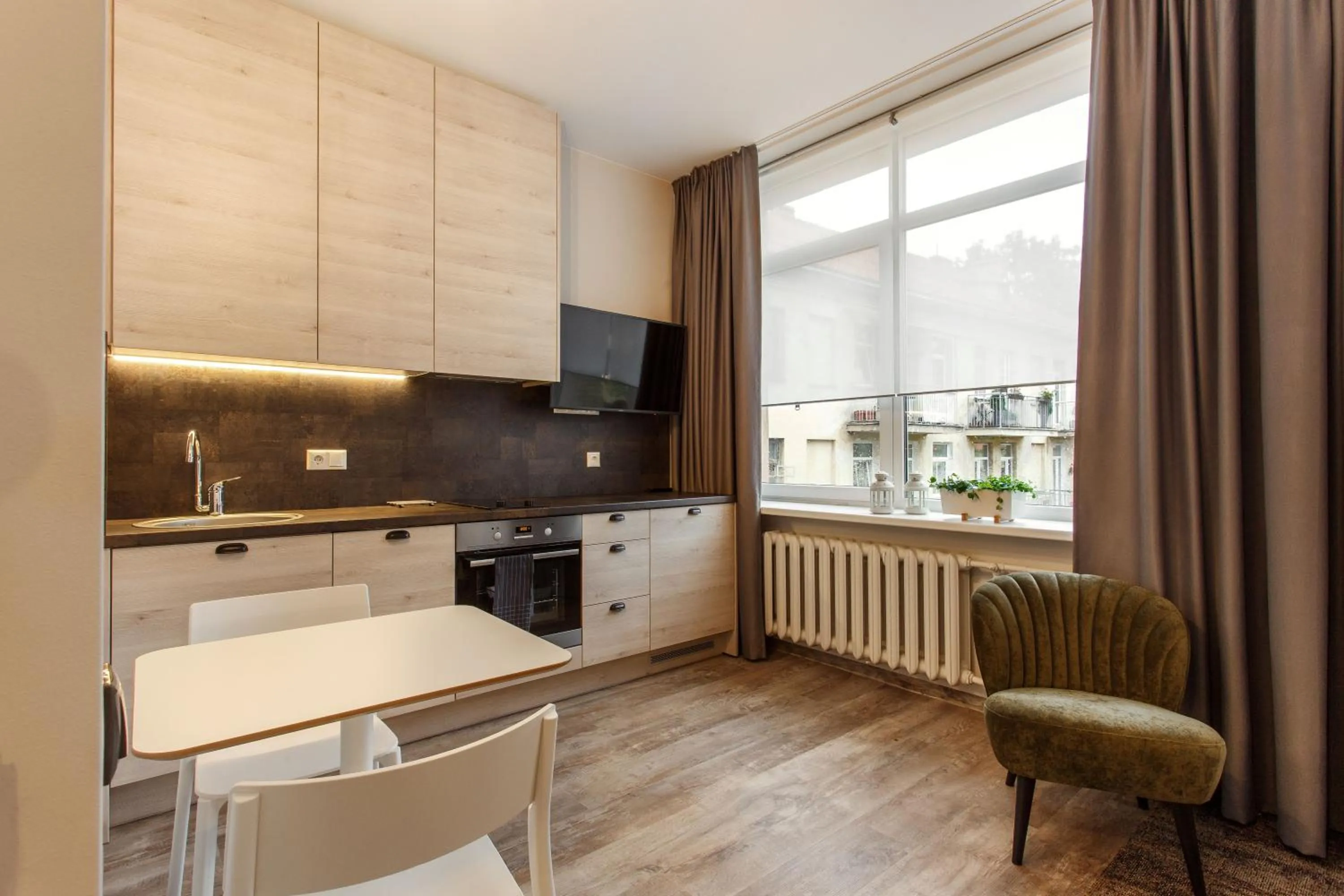 Photo of the whole room in Old Town Trio Apartments